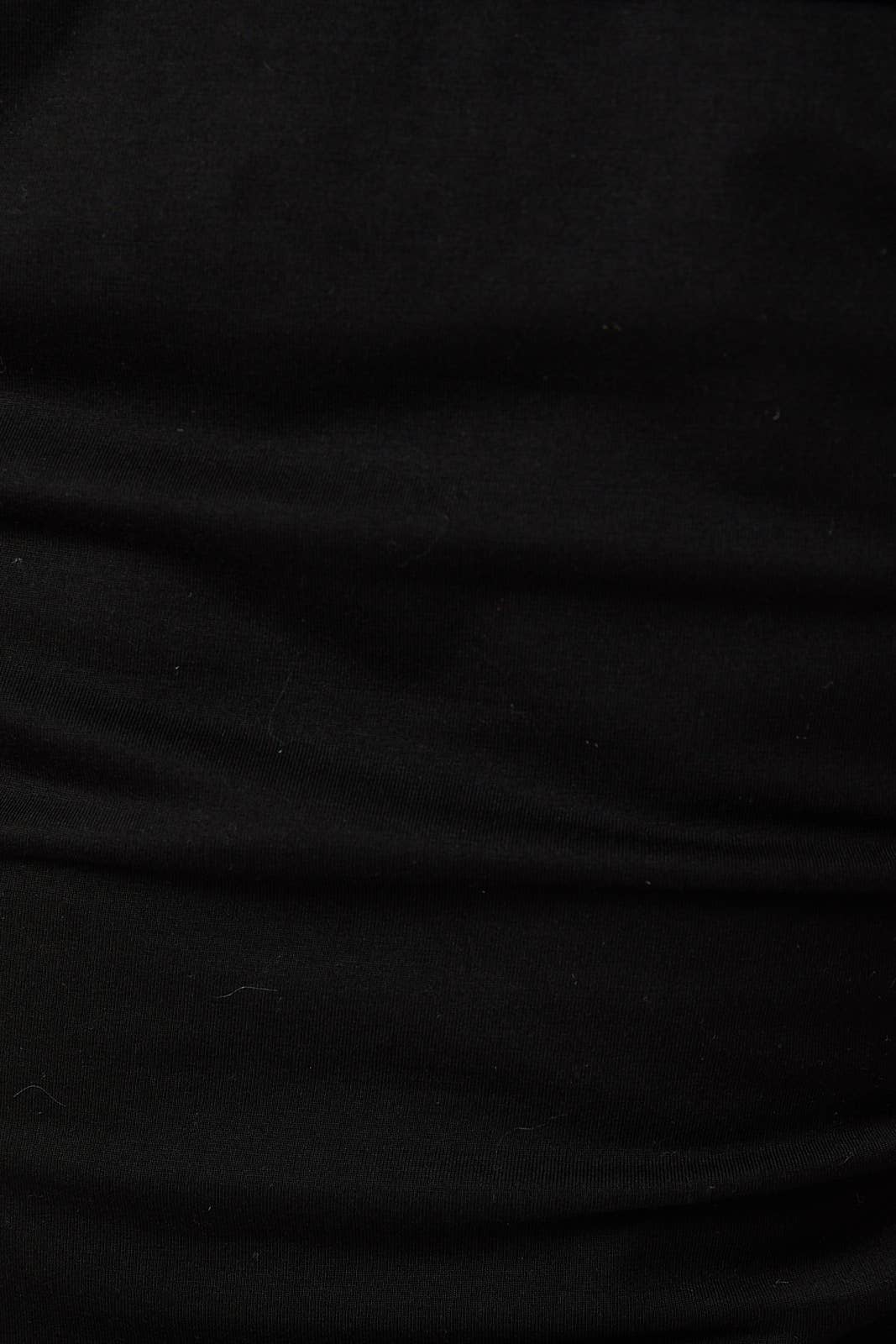 OFF THE SHOULDER TWIST TOP: Black / L