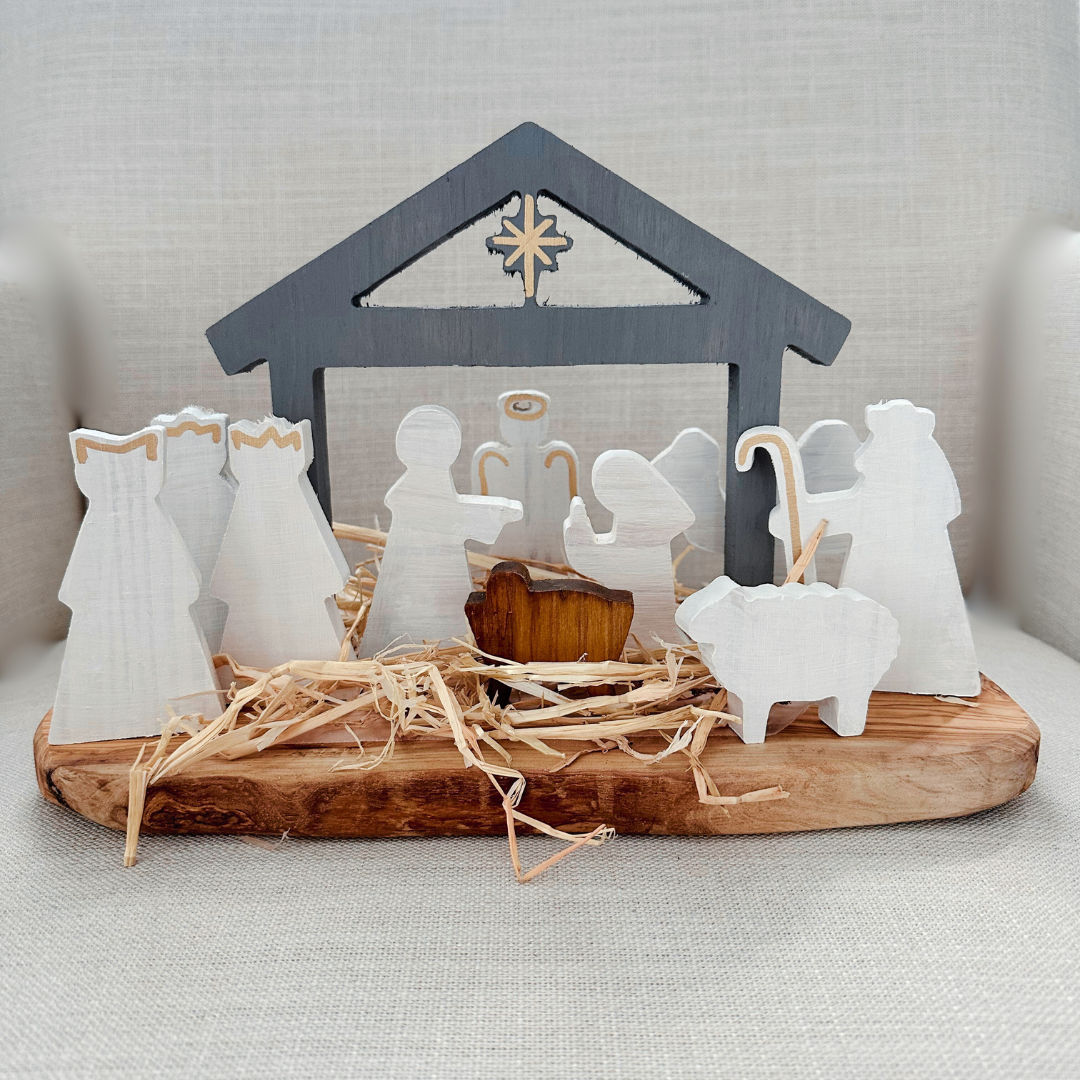 Wooden Nativity Set | Hand-painted | Gift Wrapped |11 pieces