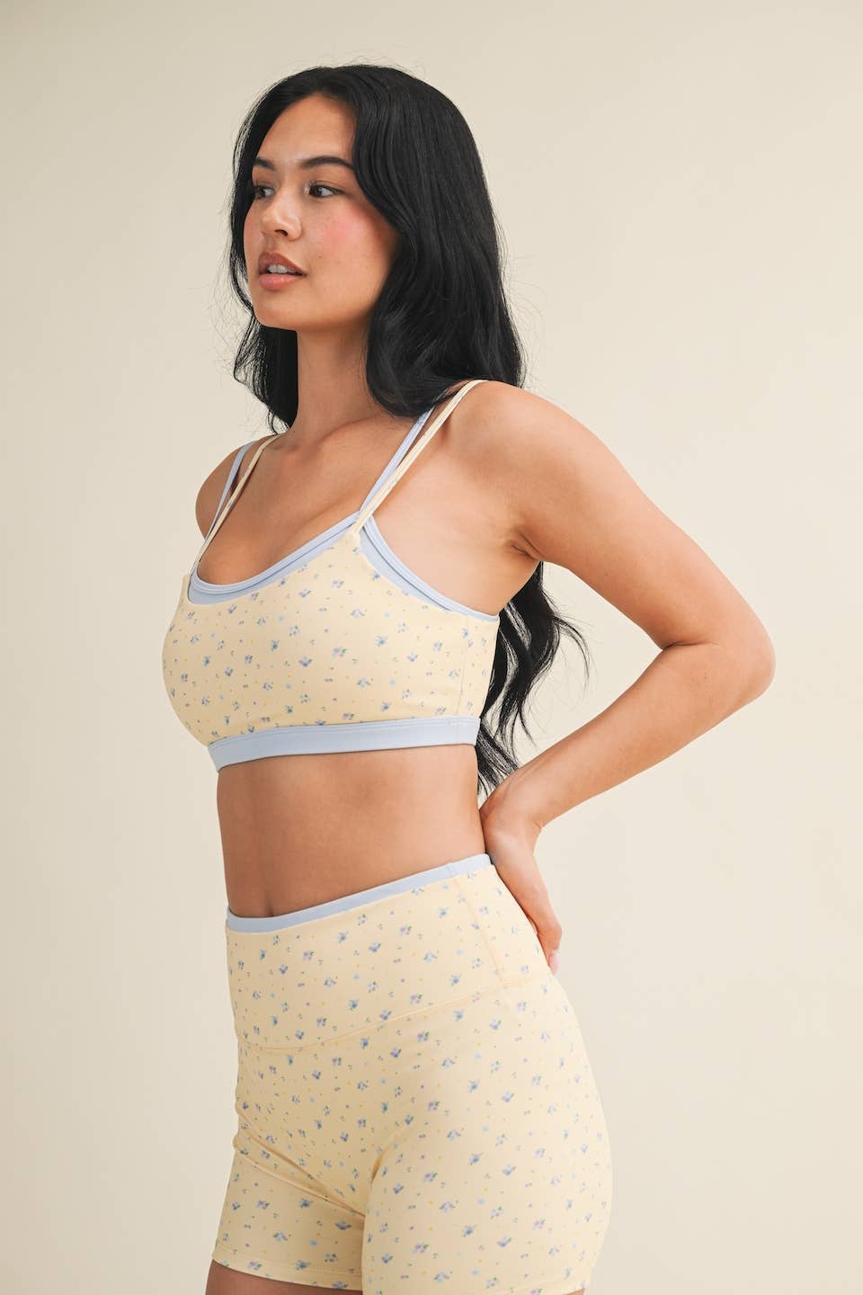 Ditsy Print Double Layered Sports Bra: Lemon Ditsy / M