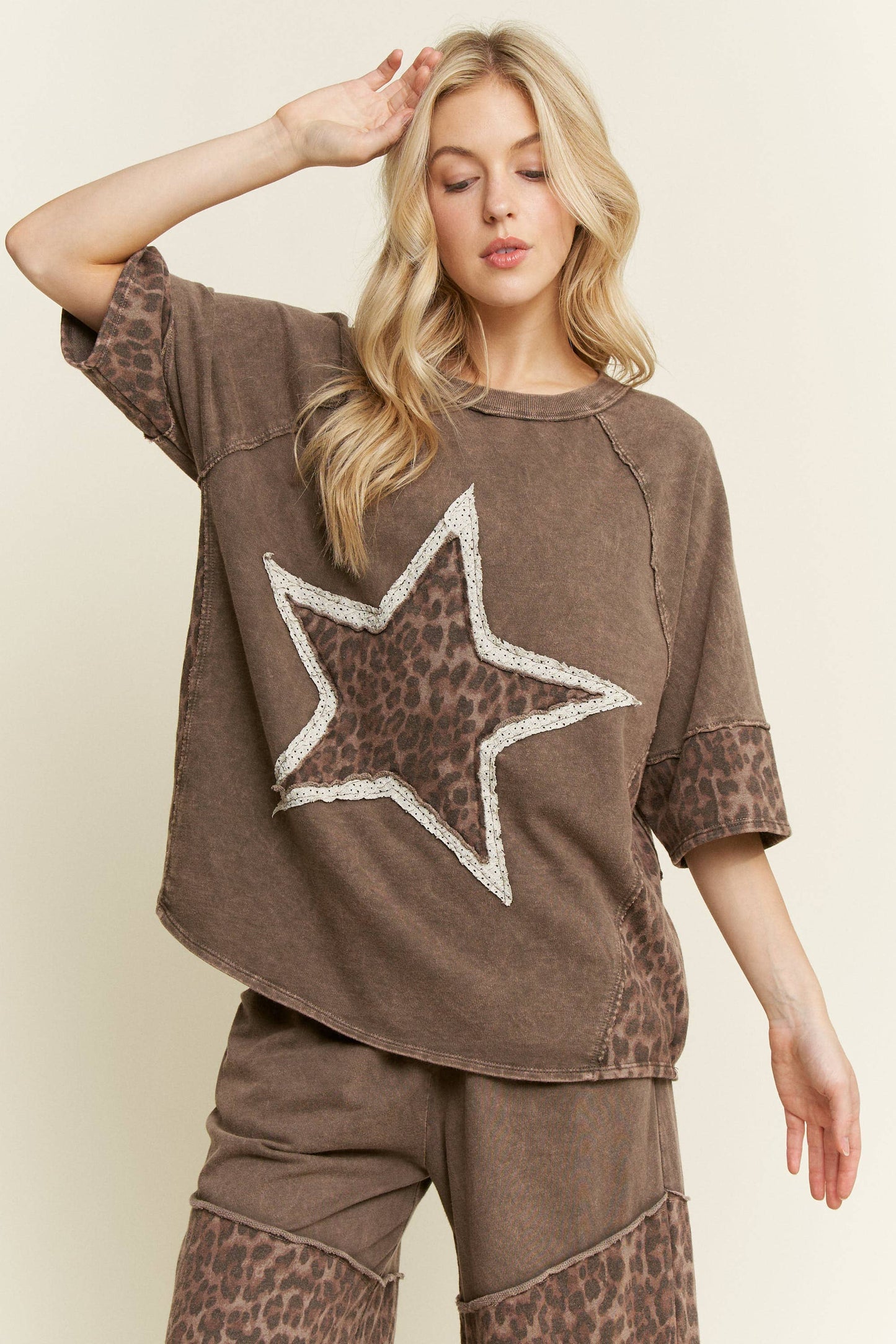 Mineral Washed Leopard Star Halfsleeve top HT6628: Ash Oak / S-M-L / 2-2-2