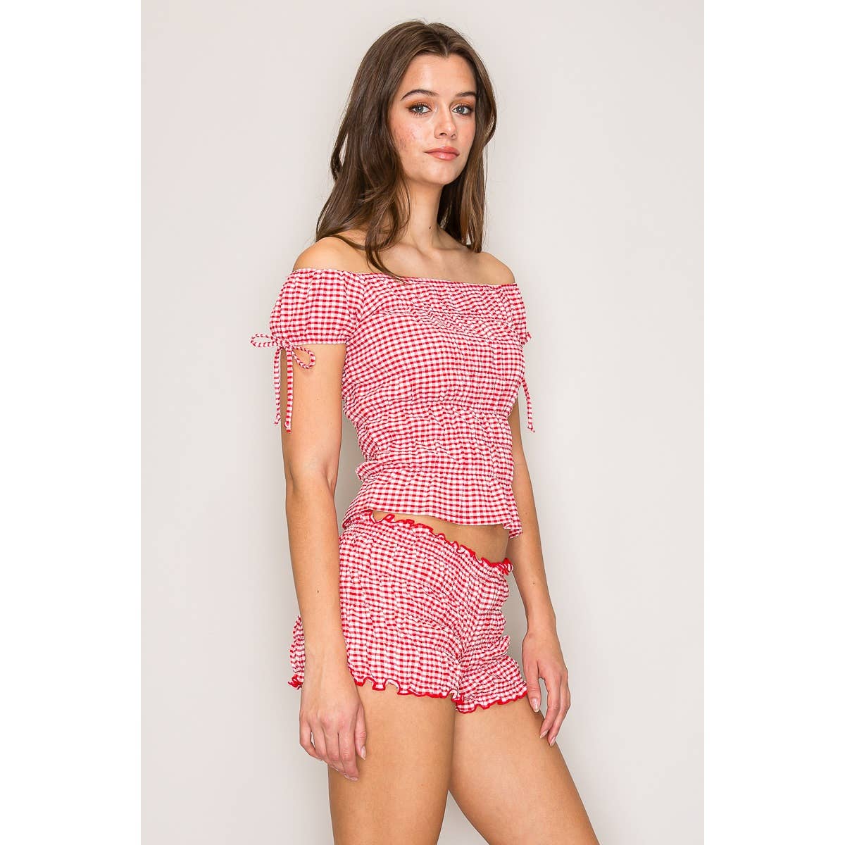 Set Off Shoulder Smocked Top With Smocked Shorts: Black / White / S-M-L(2-2-2)