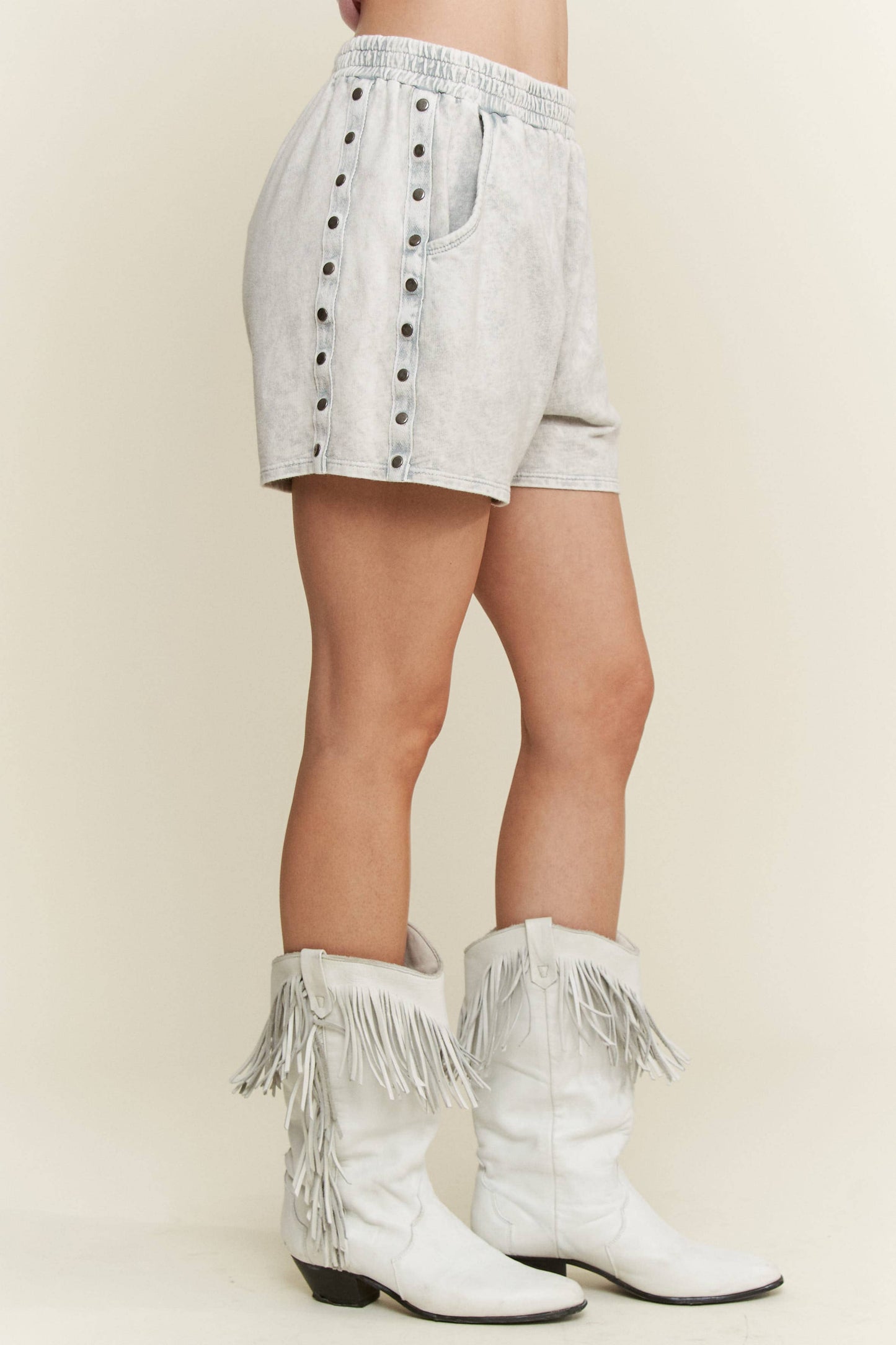 Mineral Washed Studded Shorts HP6548: HotPink / S-M-L / 2-2-2