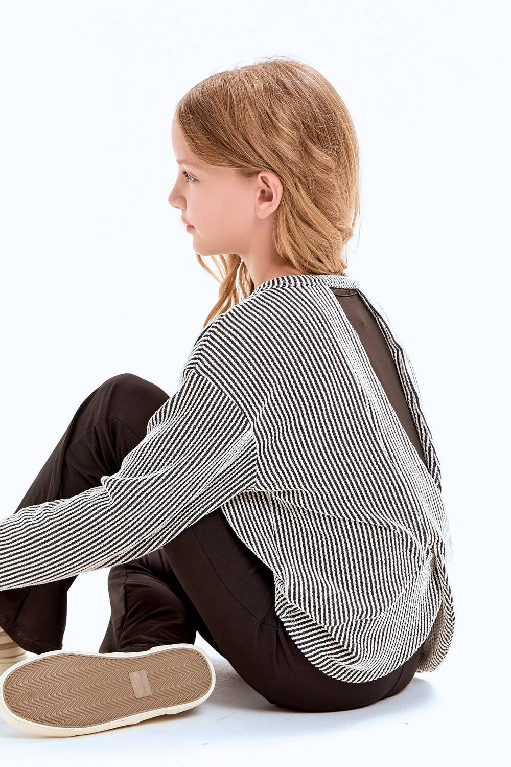 Textured Stripe Rib Open Back Top: White-Black / M