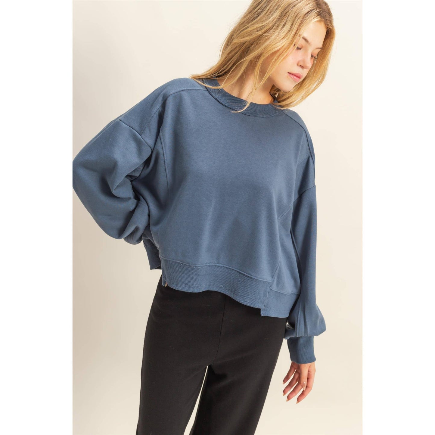 Layered Hem Sweatshirt With Raw Edges: MOSS GREEN / S-M-L(2-2-2)