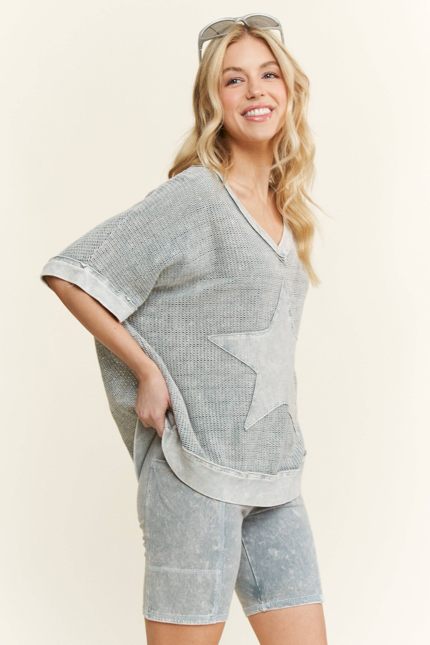 MineralWashed Star patched Mesh Knit Vest top HT6385: Silver Grey / S-M- L / 2-2-2