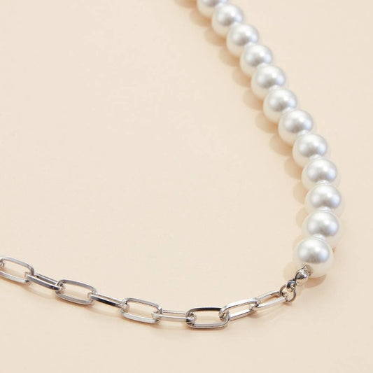 Pearl Charms & Chain Linked Short Necklace: Rhodium / One / B4SNE3266
