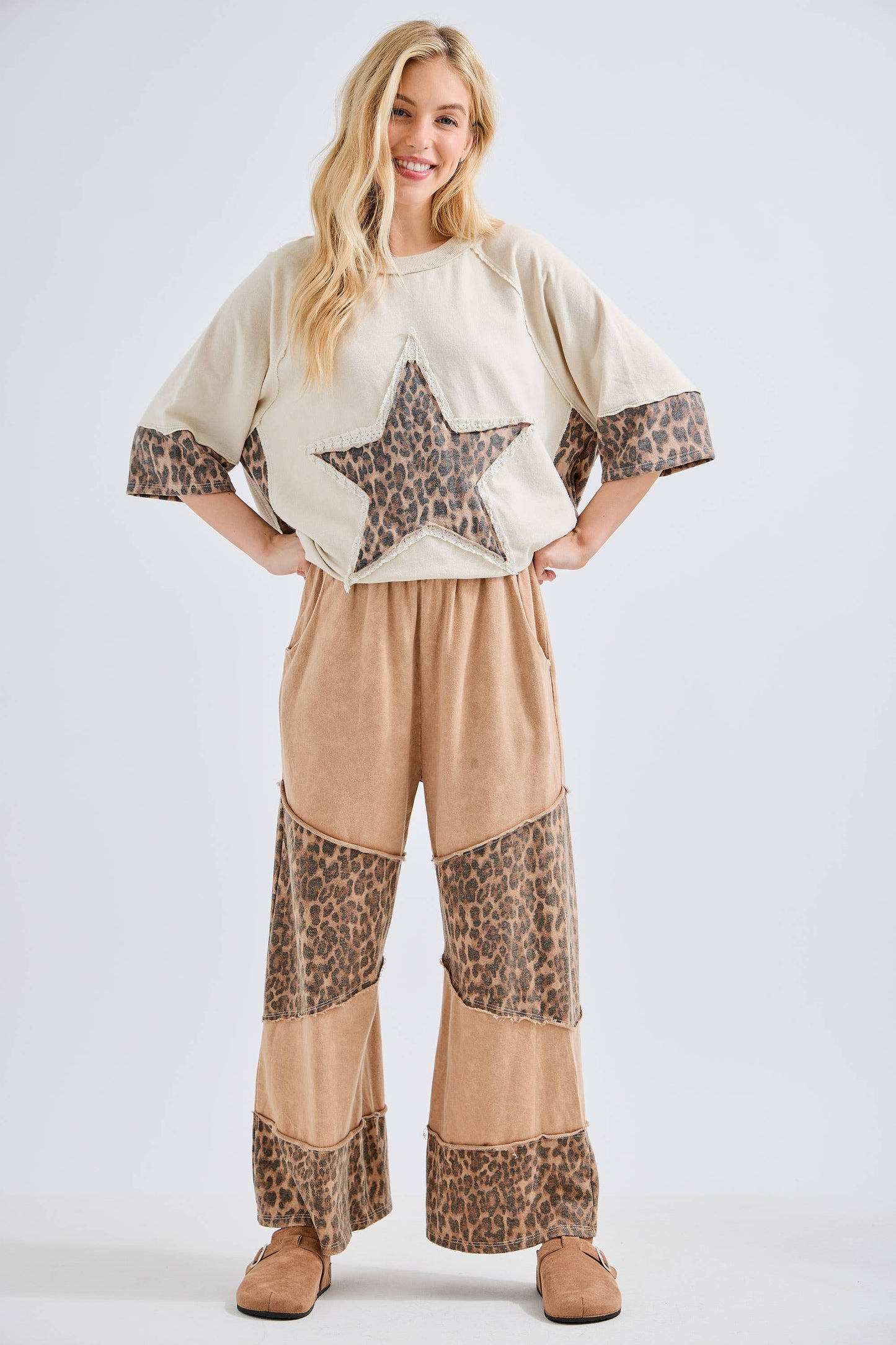 Mineral Washed Leopard Star Halfsleeve top HT6628: Ash Oak / S-M-L / 2-2-2