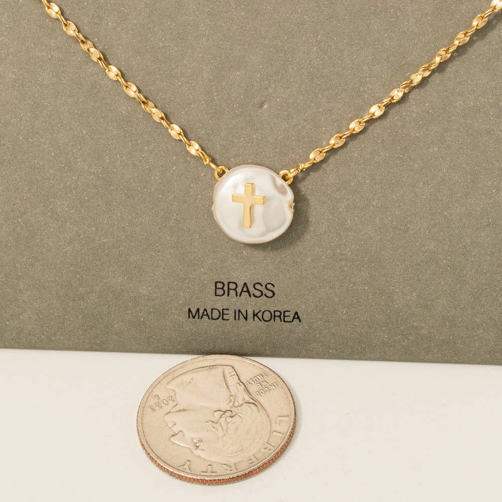 Cross On Pearl Pendant Chain Necklace: GDCRM