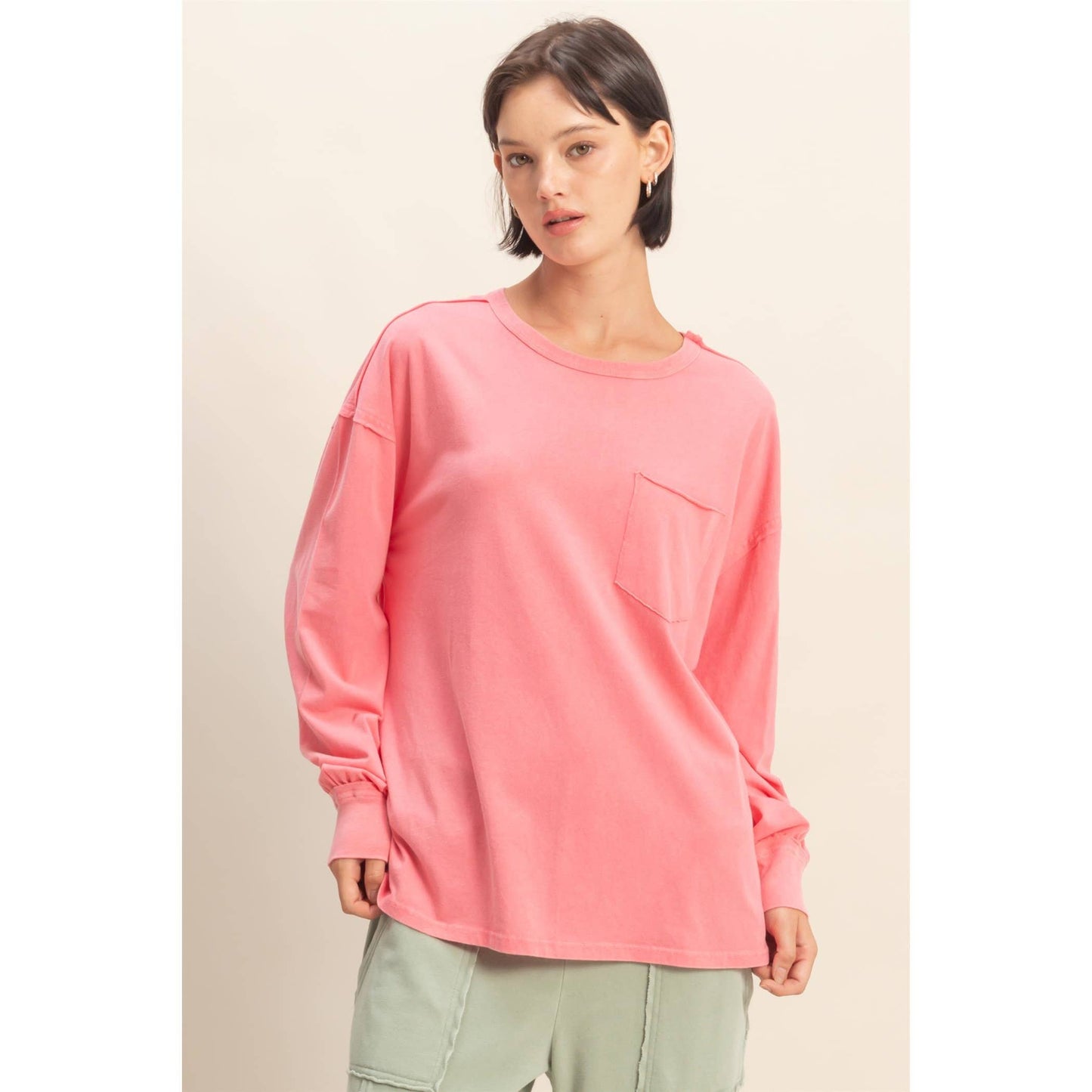 Oversized Washed Long Sleeve Pocket Tee: BLACK / S-M-L(2-2-2)
