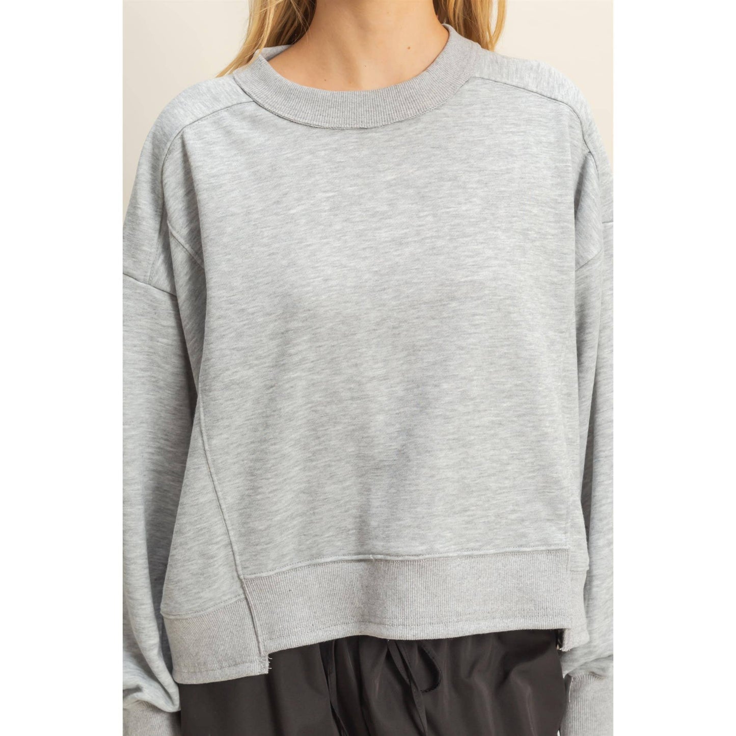 Layered Hem Sweatshirt With Raw Edges: MOSS GREEN / S-M-L(2-2-2)