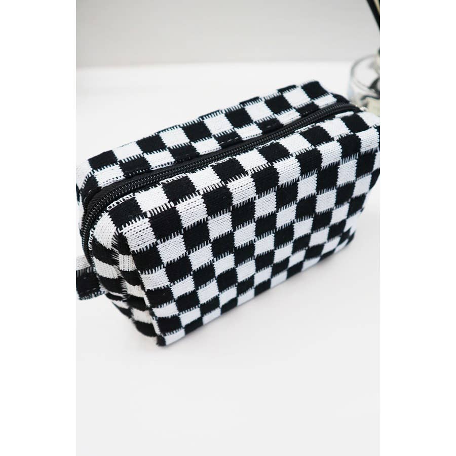Checkered Knitted Cosmetic Bag: LAVENDER / ONE
