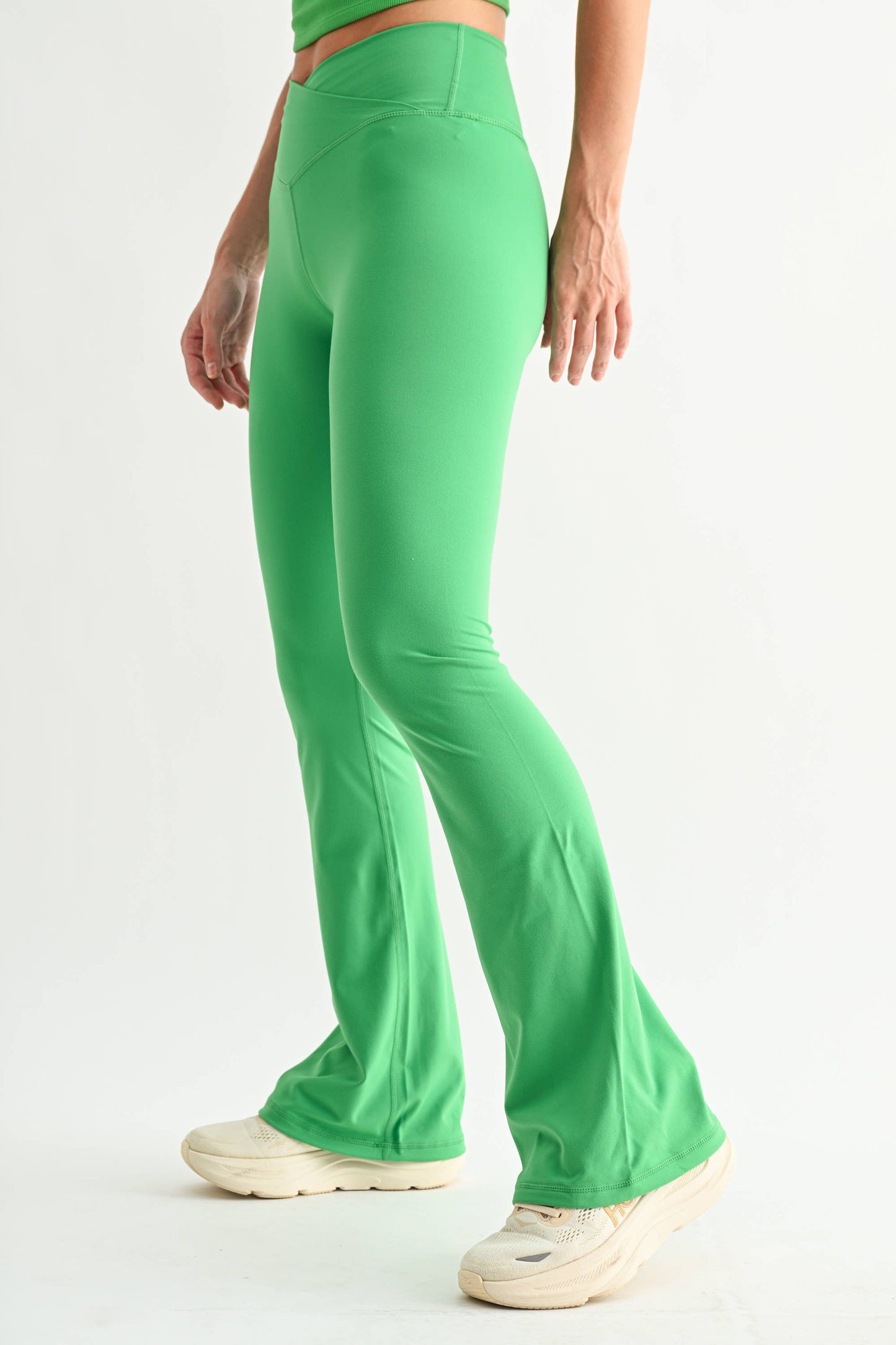 Venice Crossover Waist Yoga Pants: DARK PLUM / S:M:L (2:2:2)