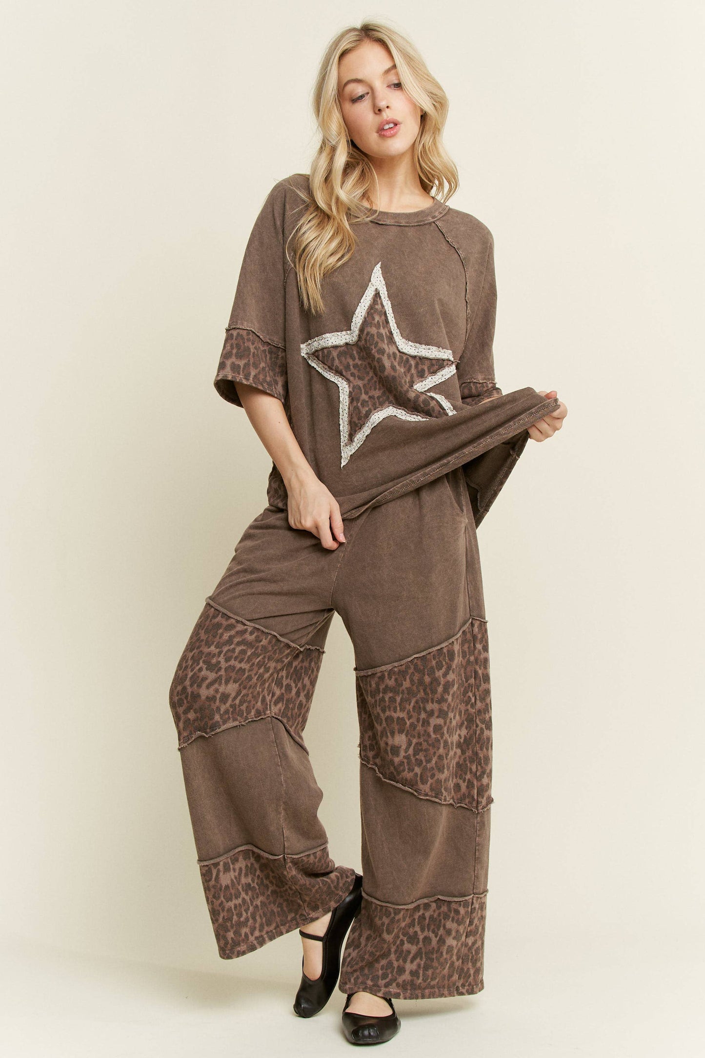 Mineral Washed Leopard Star Halfsleeve top HT6628: Ash Oak / S-M-L / 2-2-2