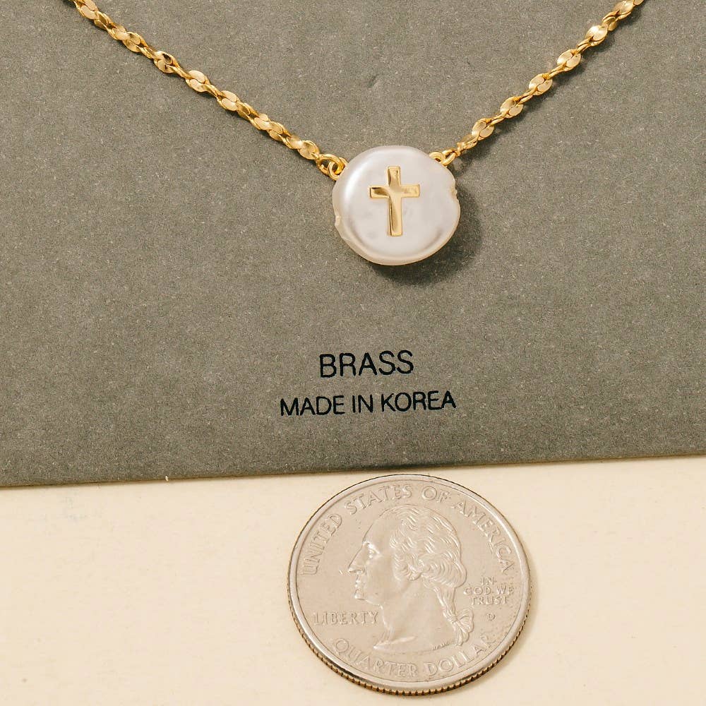 Cross On Pearl Pendant Chain Necklace: GDCRM