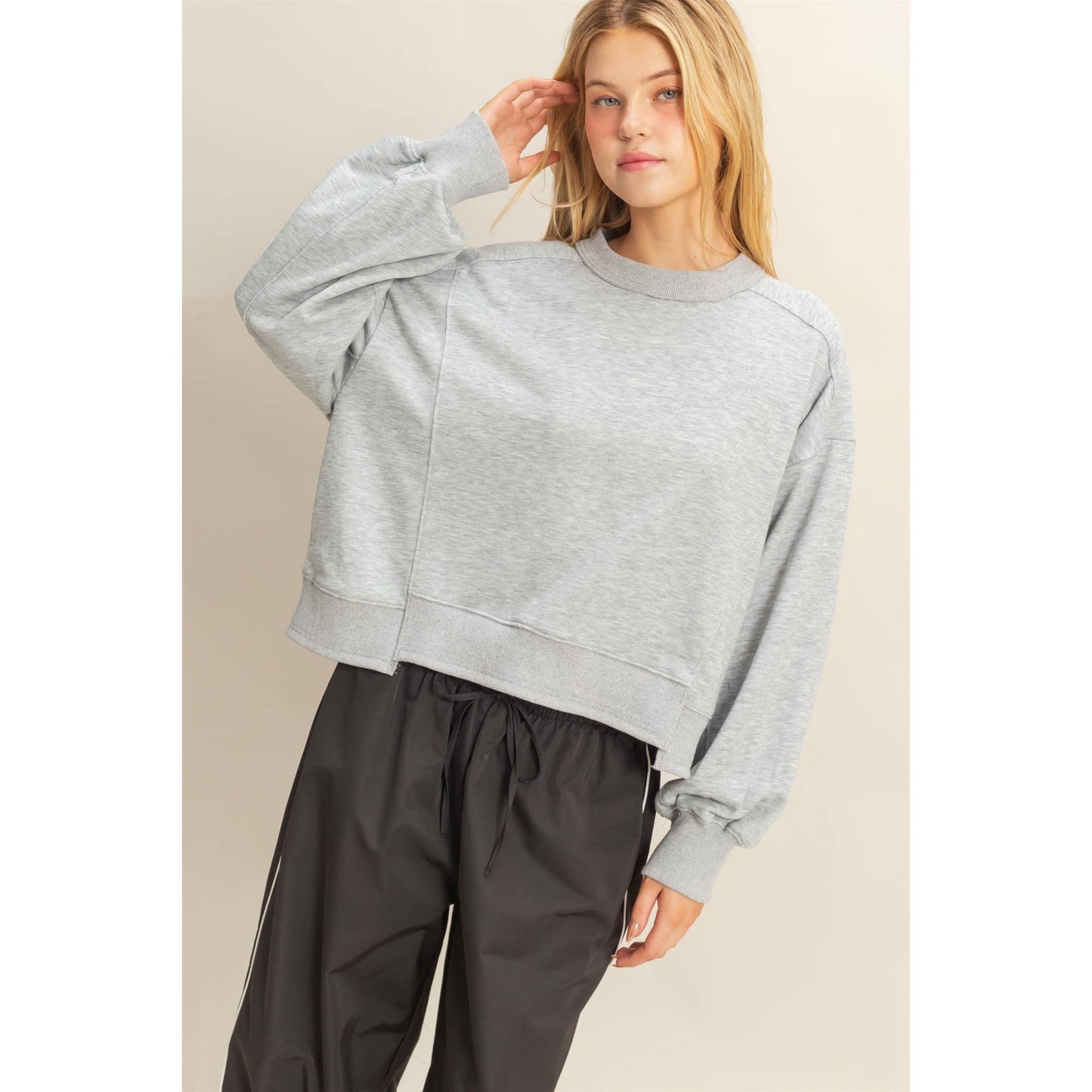 Layered Hem Sweatshirt With Raw Edges: MOSS GREEN / S-M-L(2-2-2)