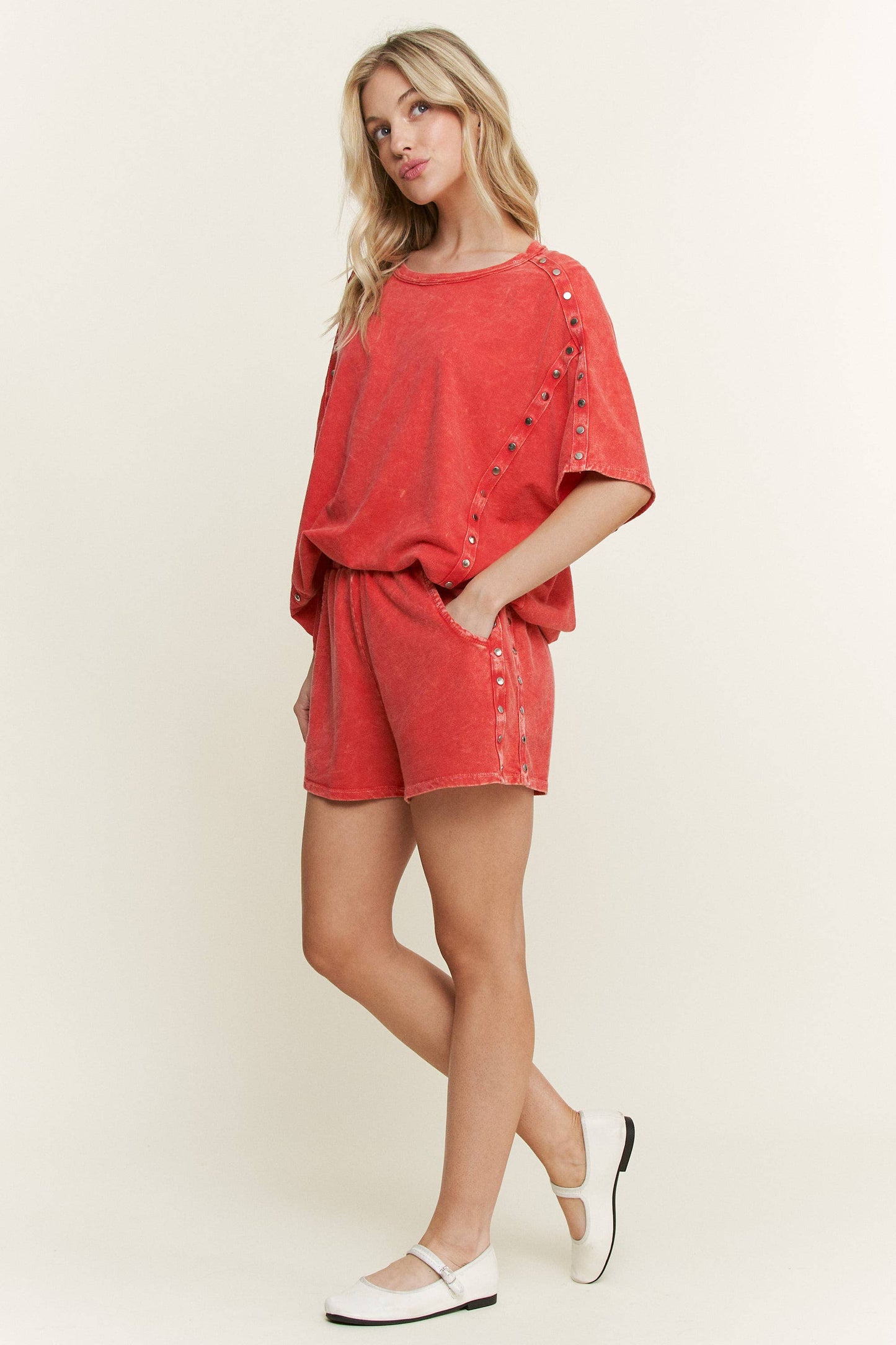 Mineral Washed Studded Shorts HP6548: HotPink / S-M-L / 2-2-2
