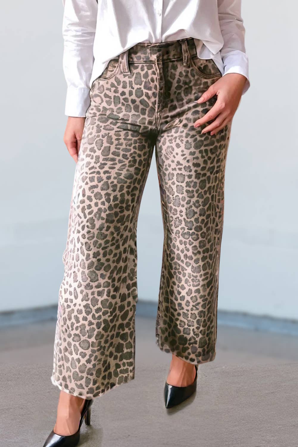 Leopard Frayed Edge Wide Leg High Waist Jeans | 4-16: As shown / Missy / 14
