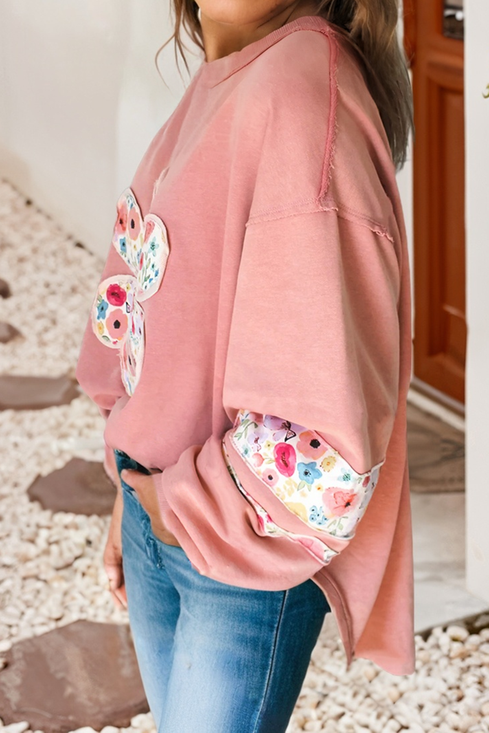 LDC Rose Floral Applique Pullover Sweatshirt: Peach Blossom / S