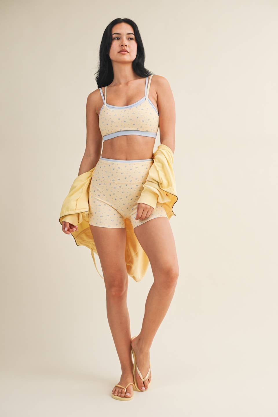 Ditsy Print Double Layered Sports Bra: Lemon Ditsy / L