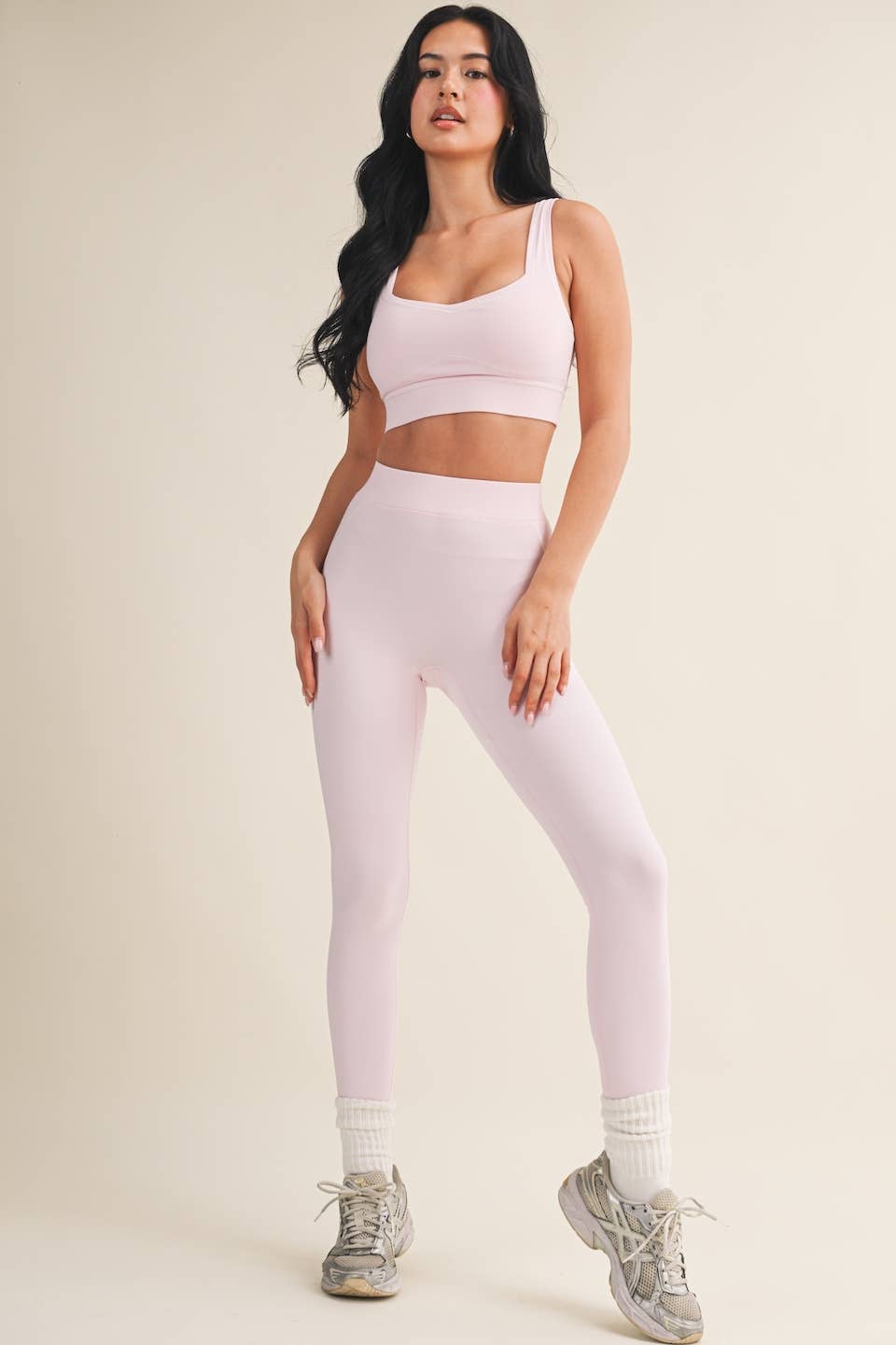 Contrast Thread Sports Bra: Black / S