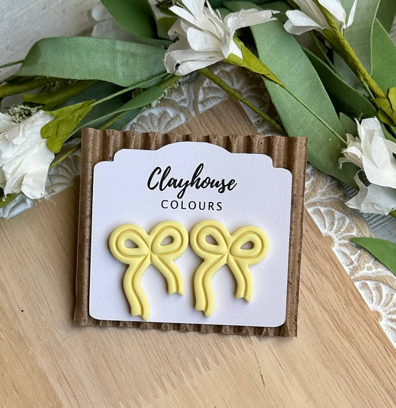 Bow Stud Earrings: Mint
