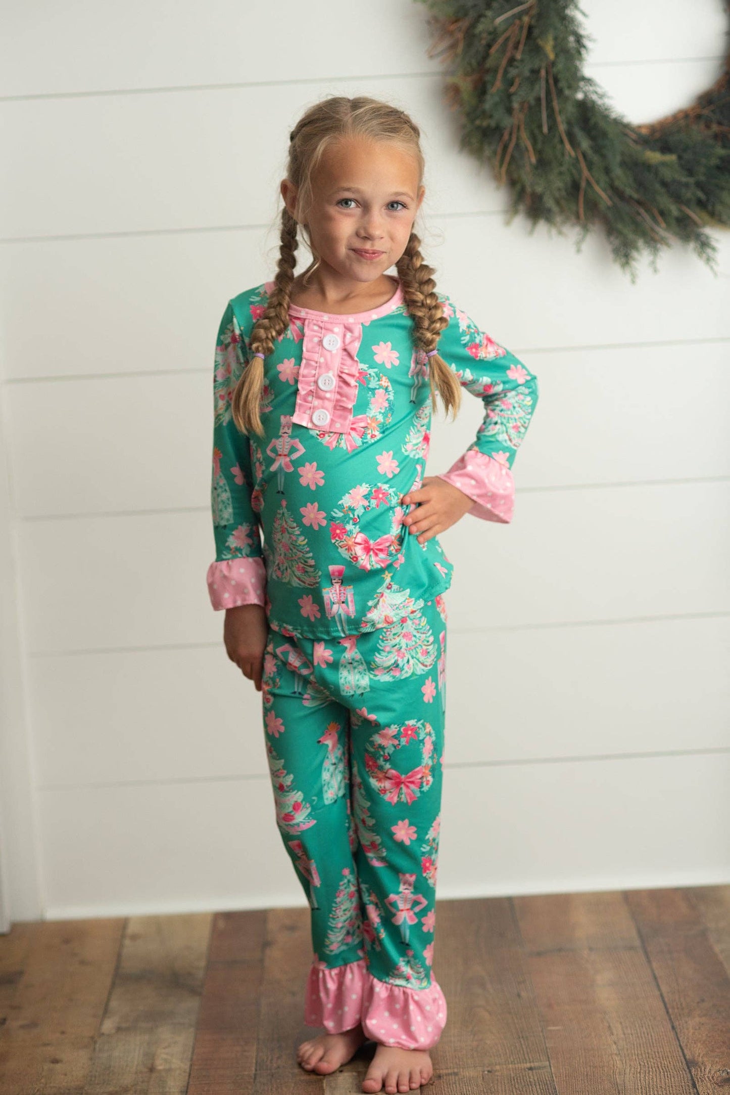 Kids Green & Pink Ruffle Nutcracker Comfy Lounge Play Set: 10/12
