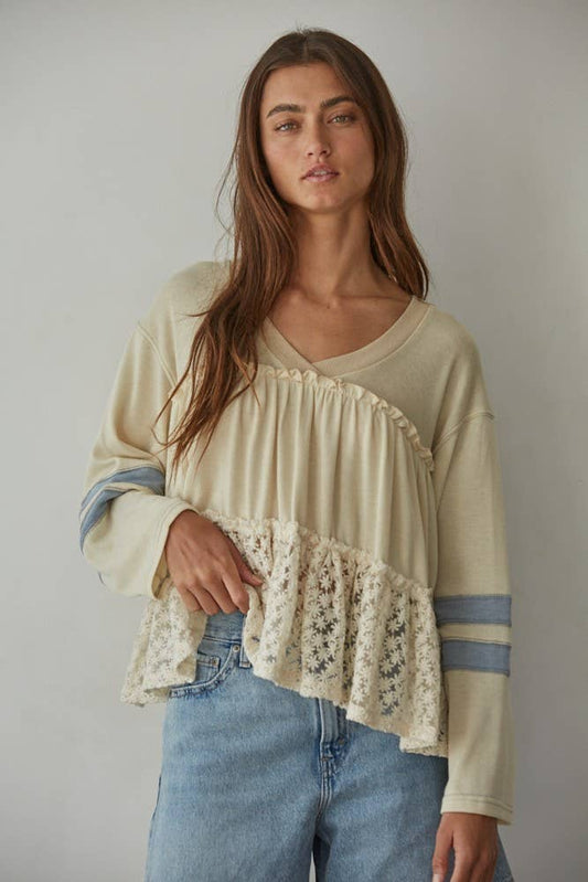 L5667| Knit V-Neck Long Sleeve Baby Doll Ruffle Contrast Top: Cream Blue / M