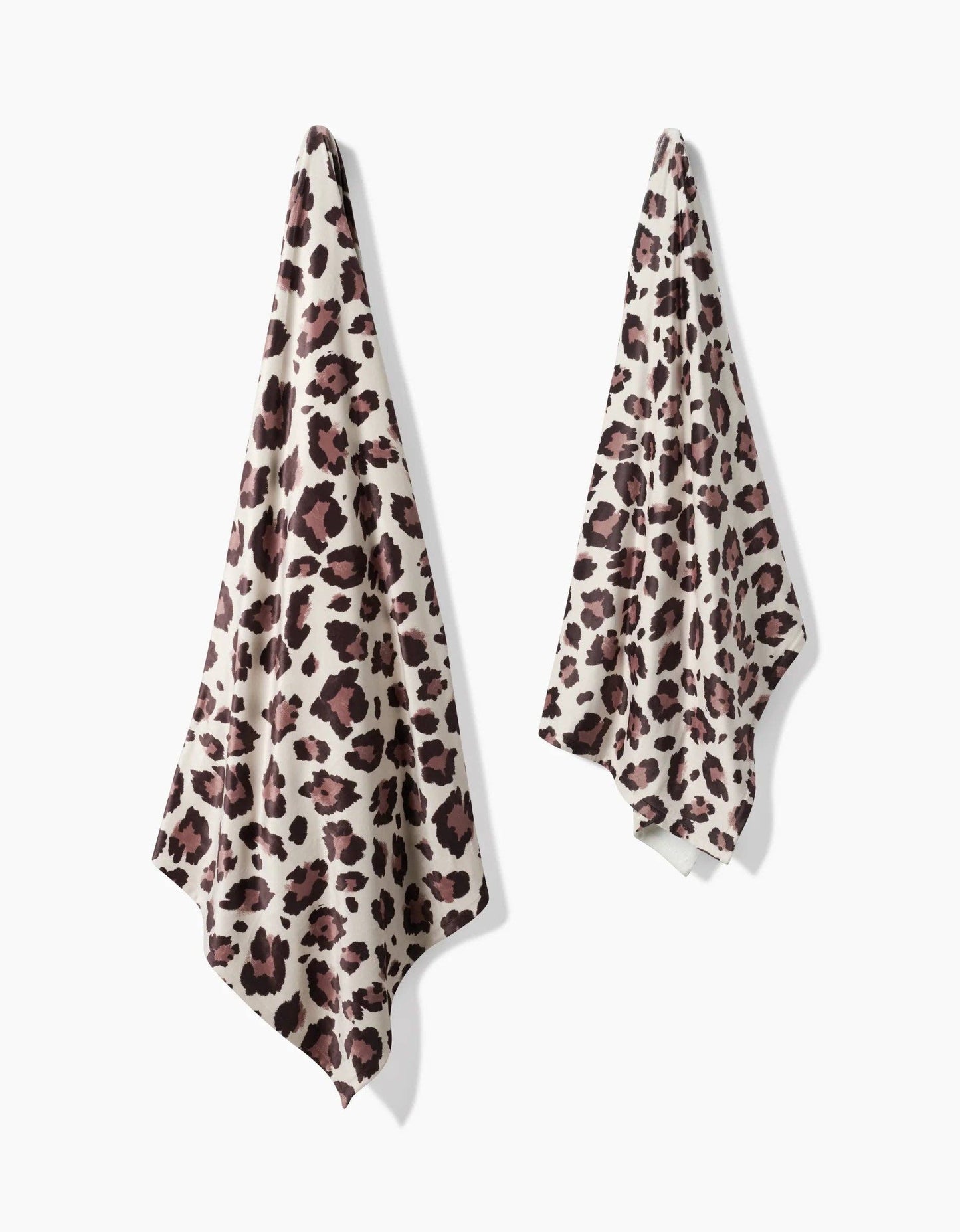 Cheetah Butter Blanker: Medium - 50" x 60"
