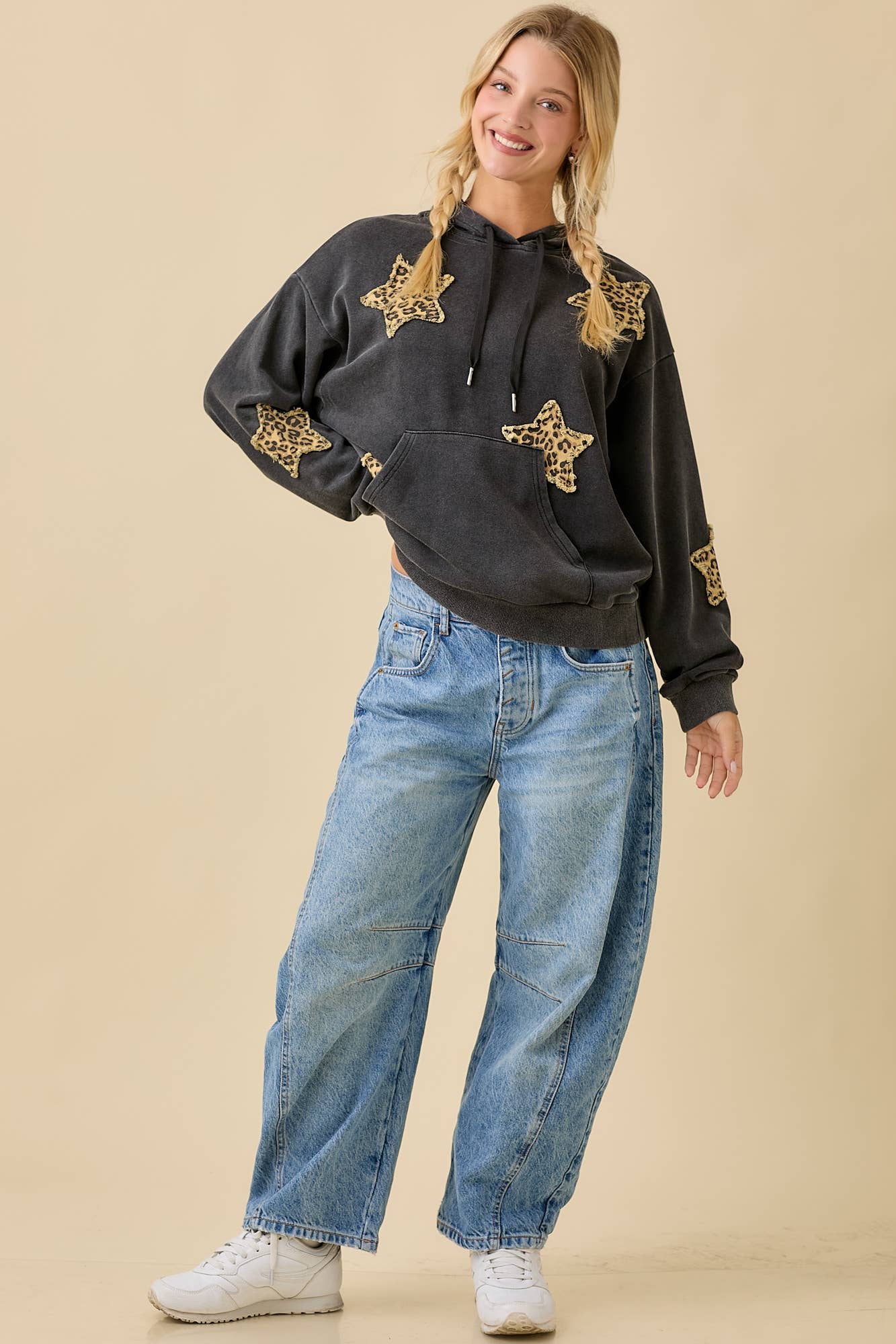 Mineral Wash Hoodie With Denim Star Patch: BLACK / L