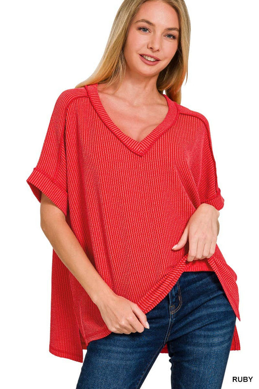 Raised Rib Short Sleeve Hi-low V Neck Top: RUBY / 3-3(S/M-L/XL)