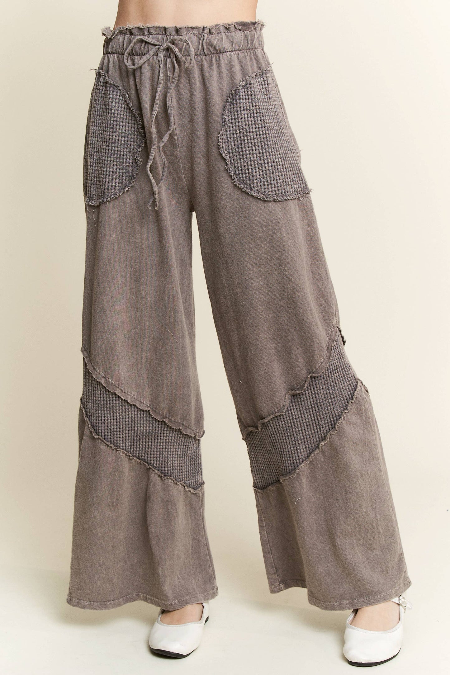 MineralWash Waffle pocket Wide Leg Pants HP5961: Charcoal / S-M-L / 2-2-2