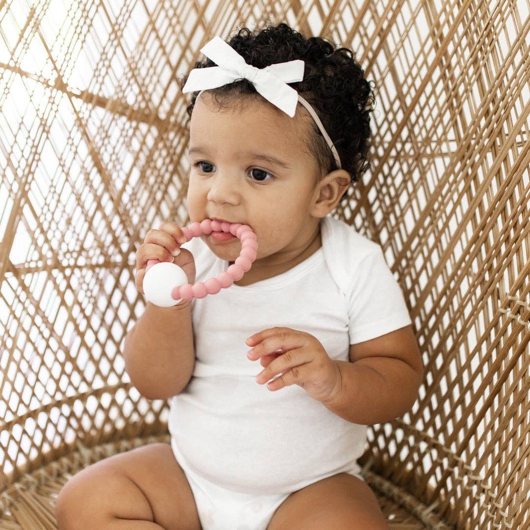 Cutie Teether Rattle: Orchid Clear