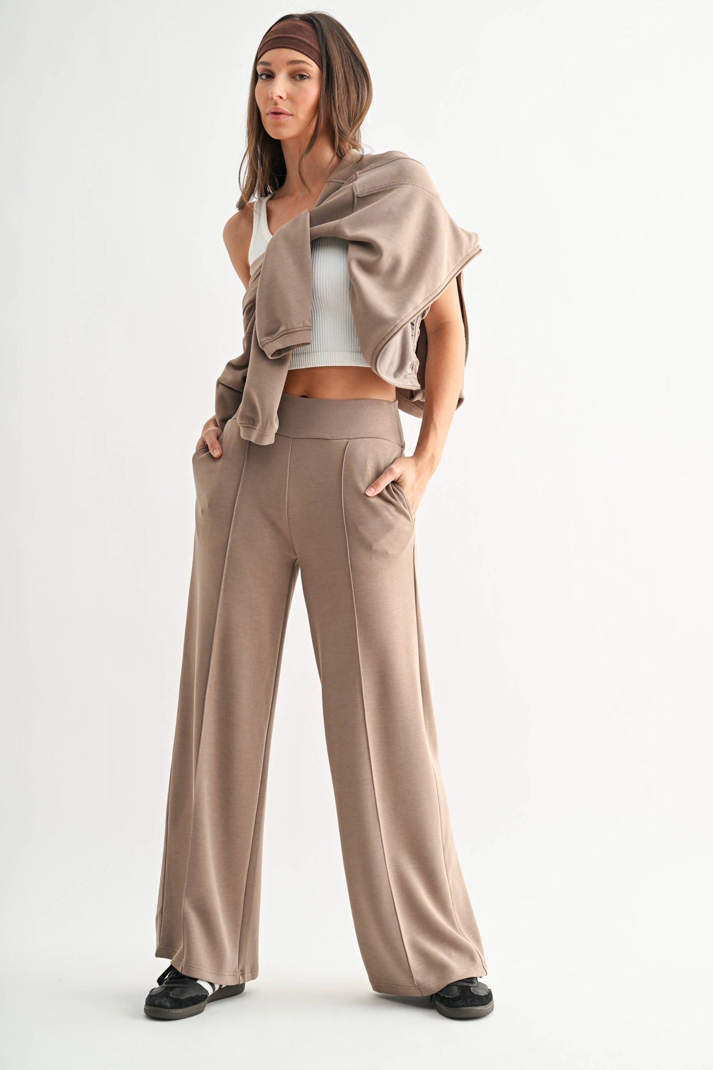 Laguna Flow Pleated Lounge Pant: SILKEN TAUPE / S:M:L (2:2:2)