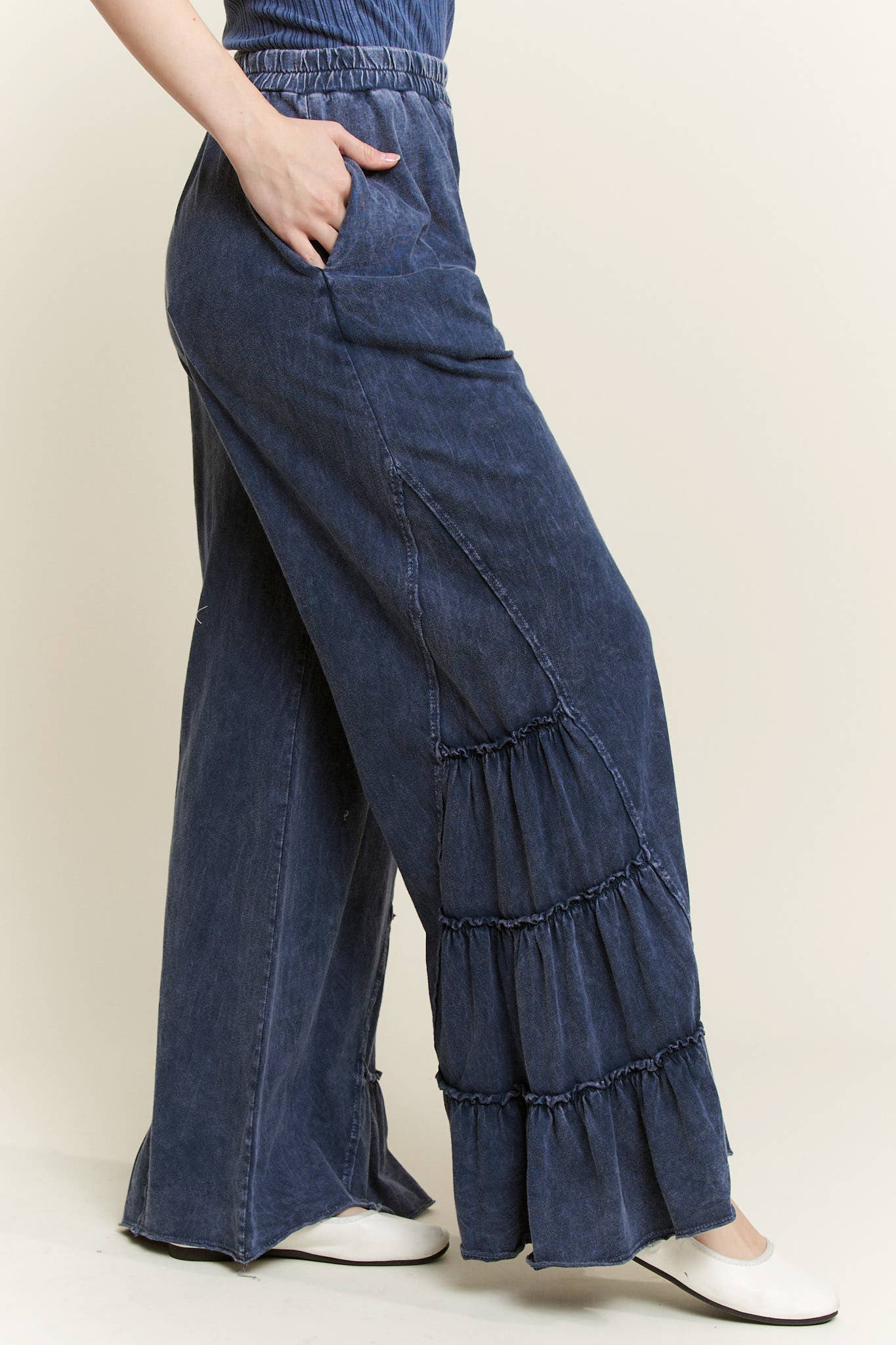 MineralWash SideRuffle Flare pants HP5881.: Silver Grey / S-M-L / 2-2-2