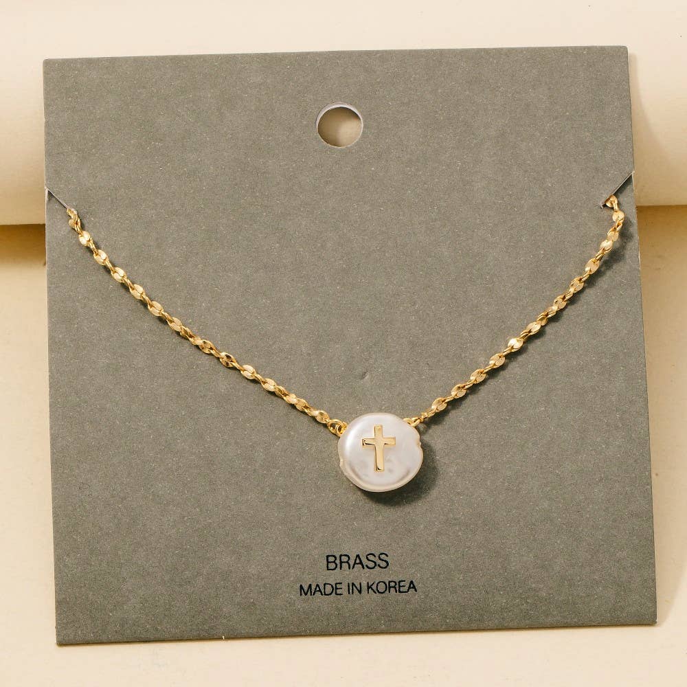 Cross On Pearl Pendant Chain Necklace: GDCRM