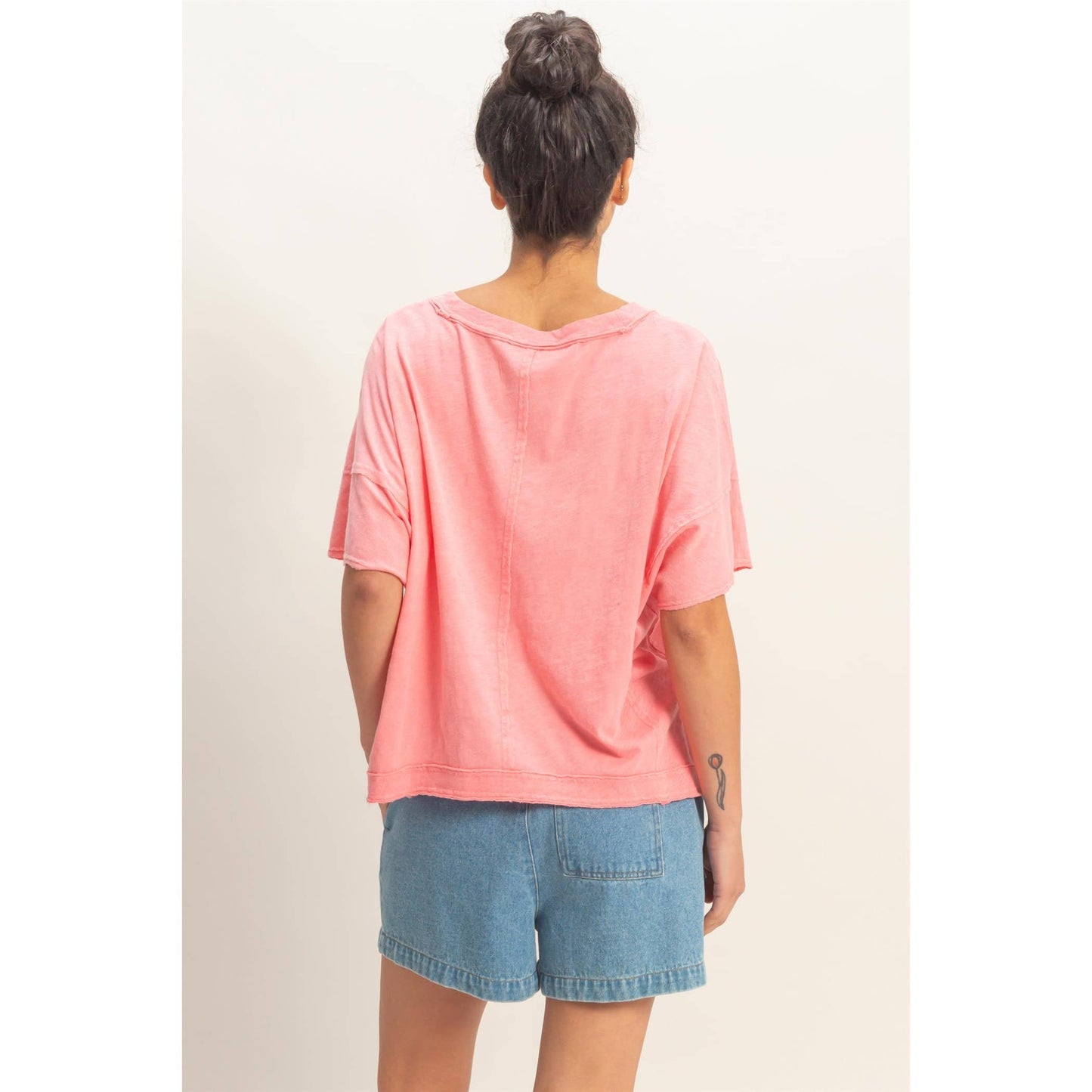 Oversized V-Neck Short Sleeve Top: TAFFY PINK / S-M-L(2-2-2)