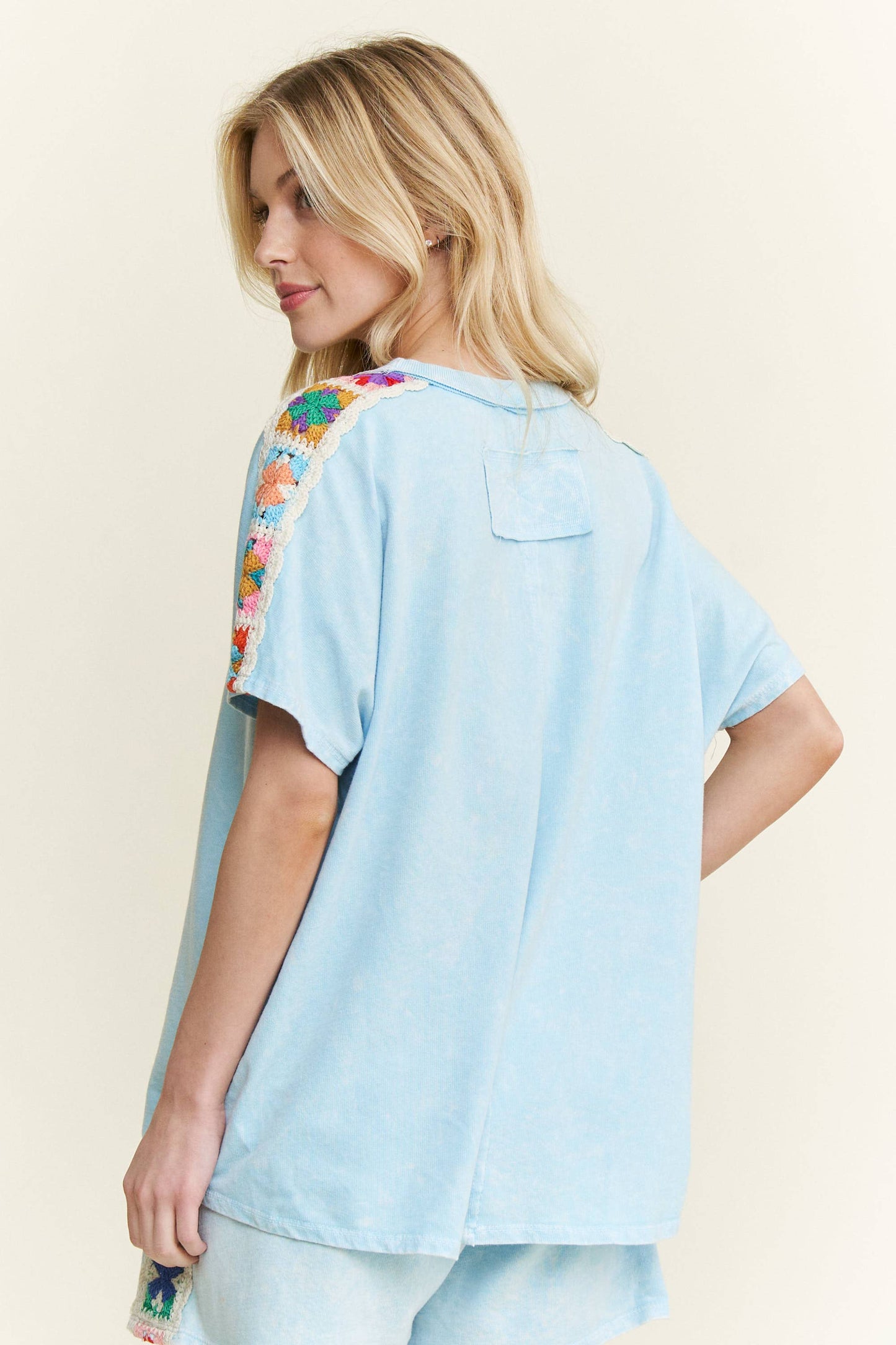 Mineral Washed Crochet patch side trim Knit top HT6395: Natural / S-M-L / 2-2-2