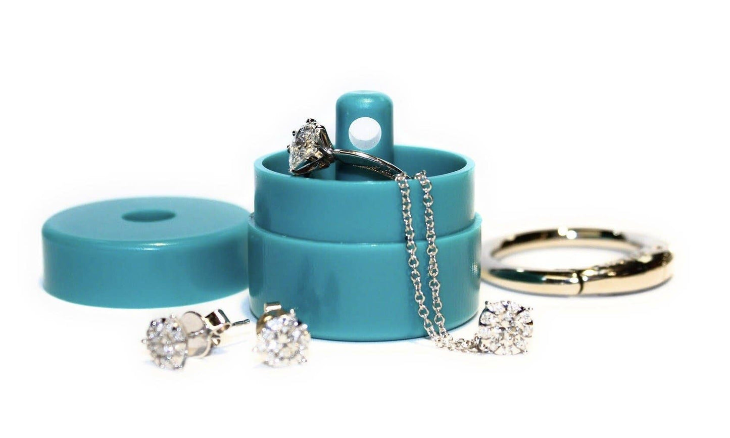 Turquoise Lion Latch Jewelry/Pill Tote
