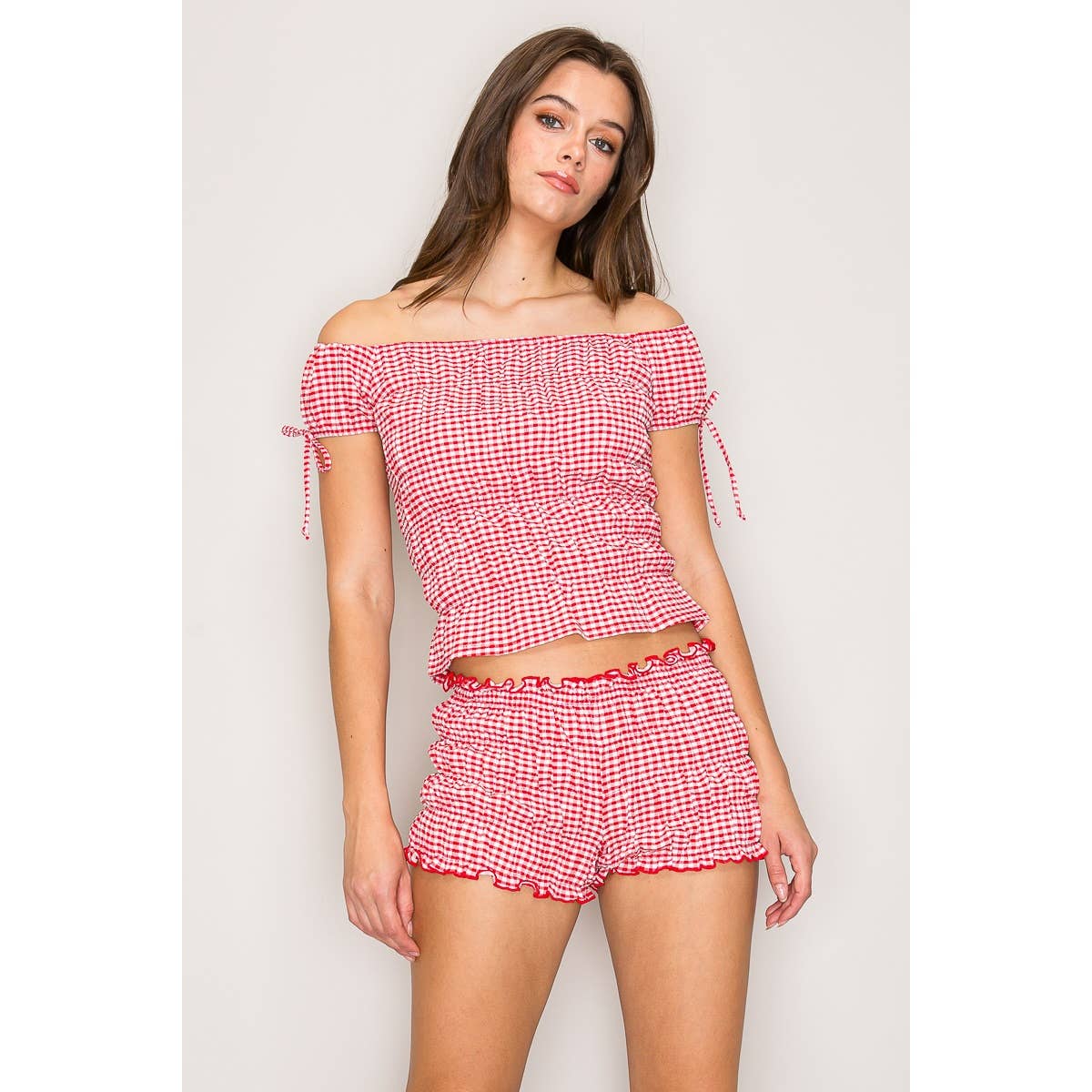 Set Off Shoulder Smocked Top With Smocked Shorts: Black / White / S-M-L(2-2-2)