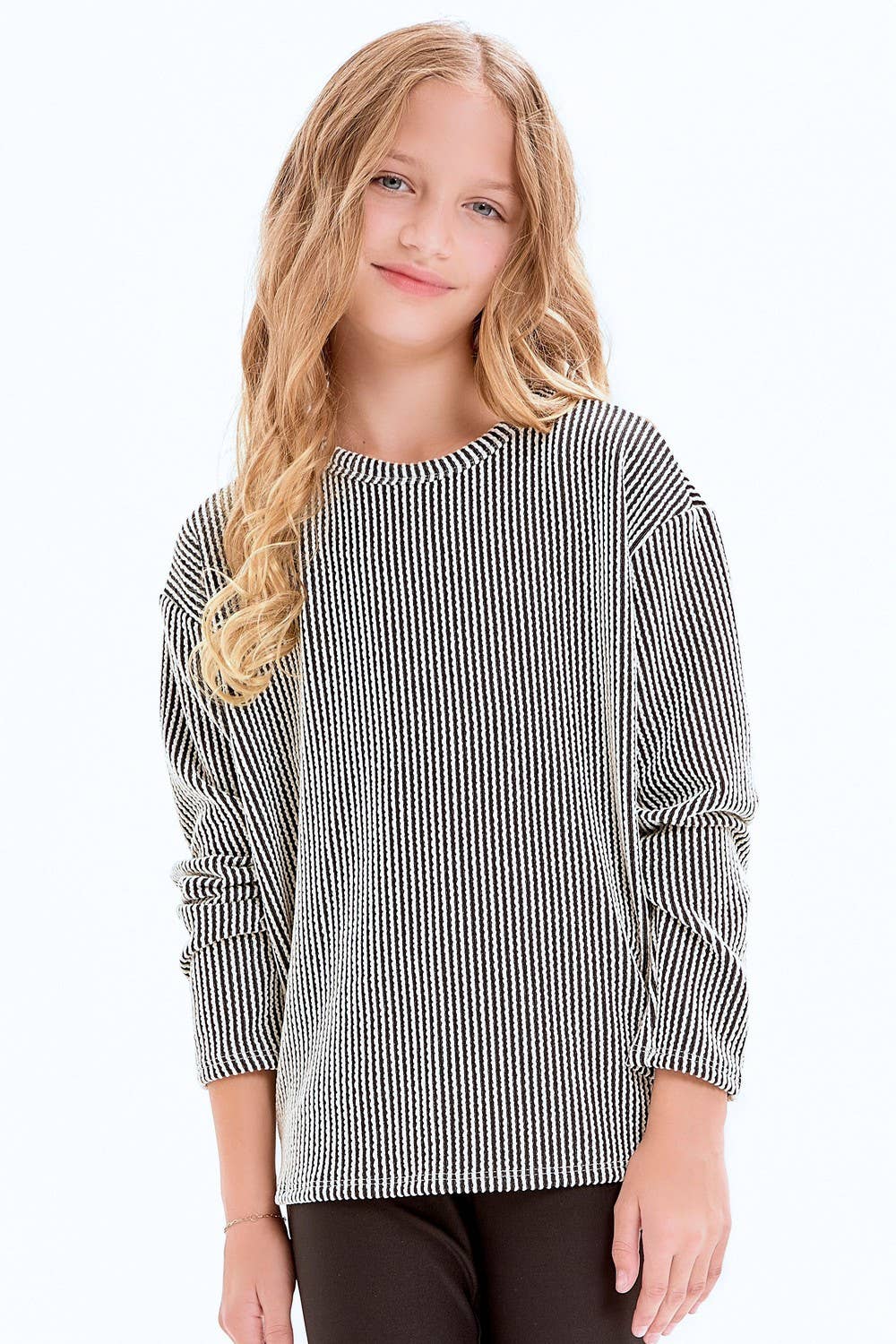Textured Stripe Rib Open Back Top: White-Black / M