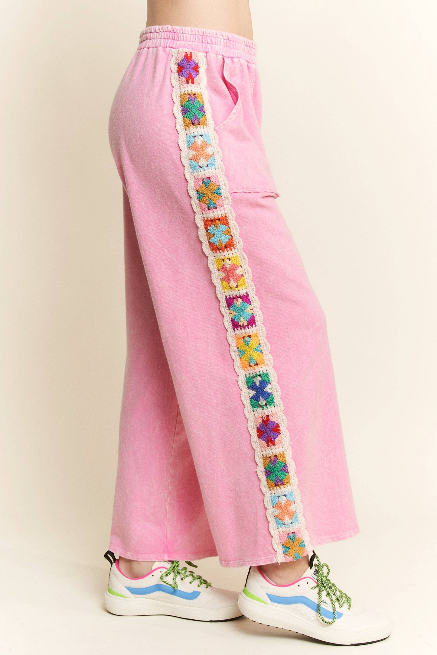 Mineral Washed Real Crochet patch side trim Pants HP6277: Natural / S-M-L / 2-2-2