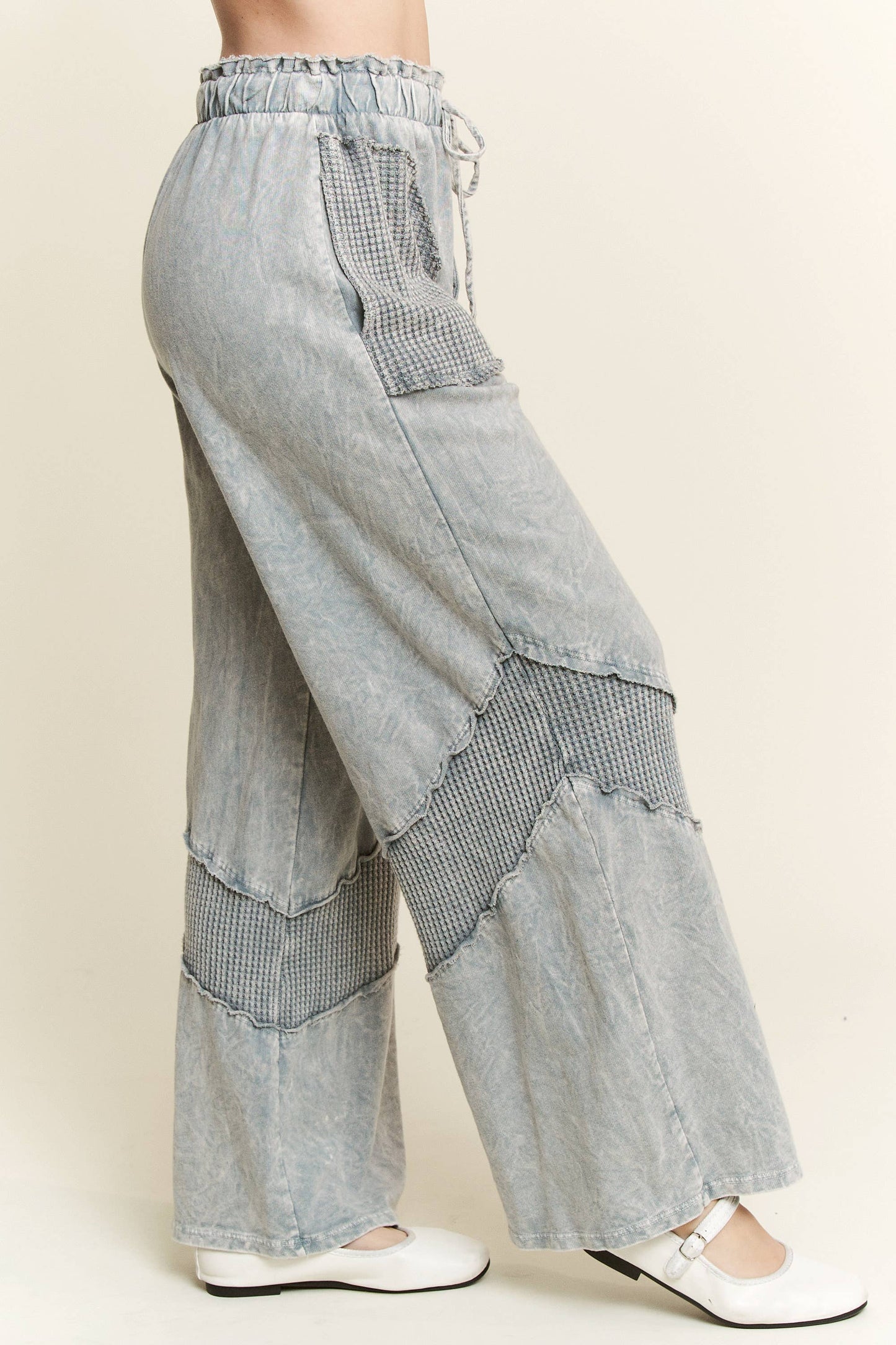 MineralWash Waffle pocket Wide Leg Pants HP5961: Charcoal / S-M-L / 2-2-2