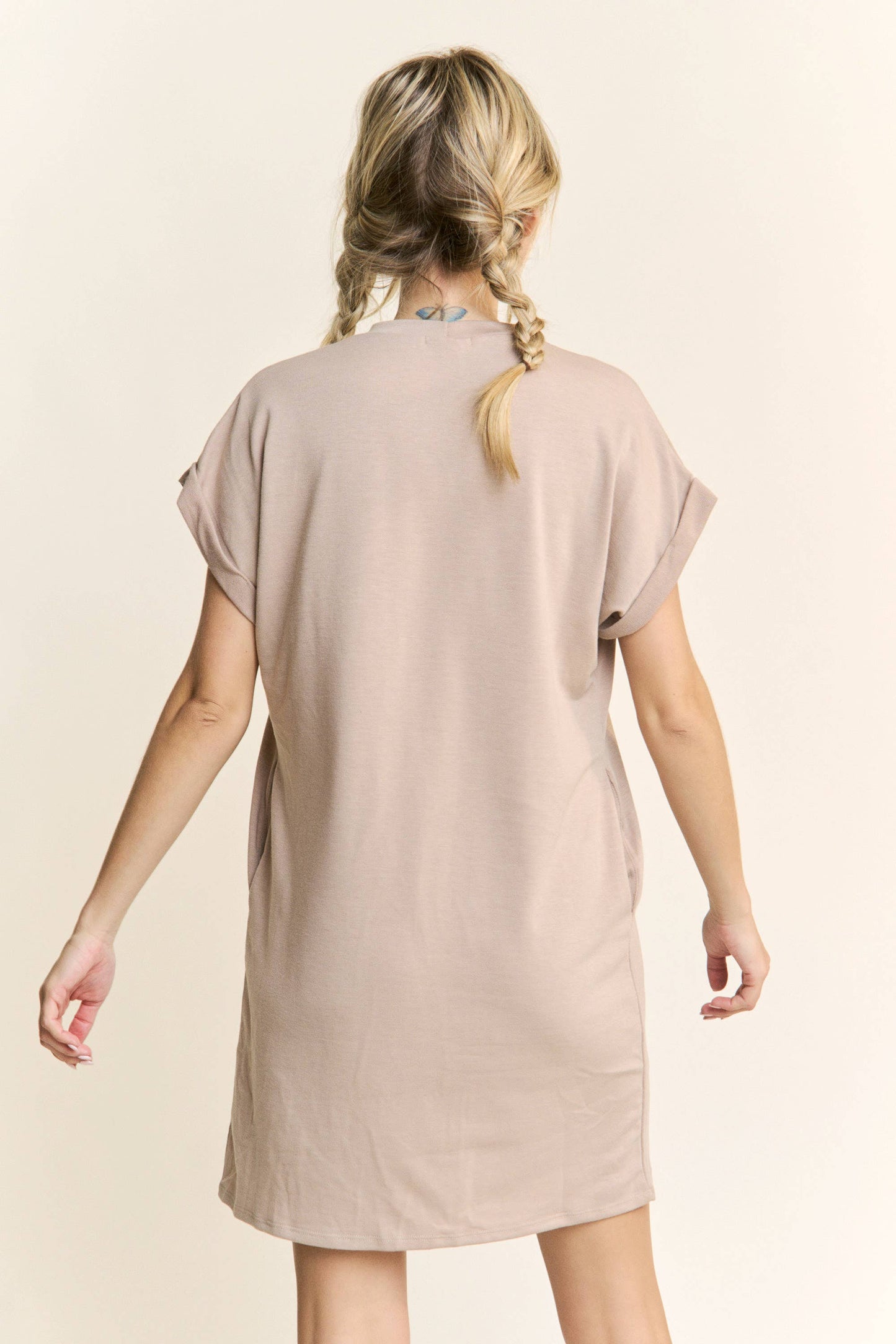 Round Neck Pocket Mini Dress HD1015: Olive / S-M-L / 2-2-2