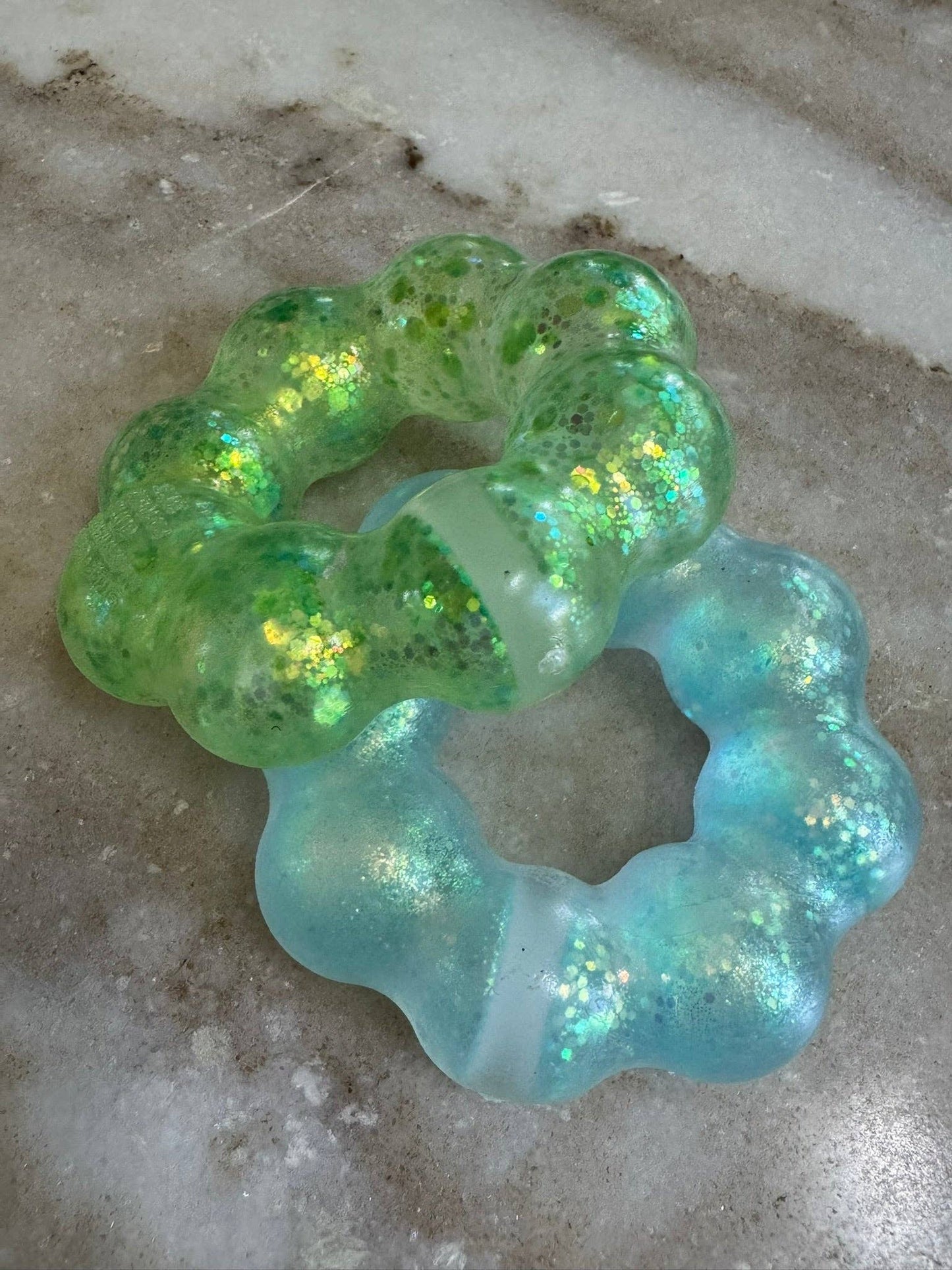 Feelzies™ Air Soft Squishy Bracelet: Blue Blast