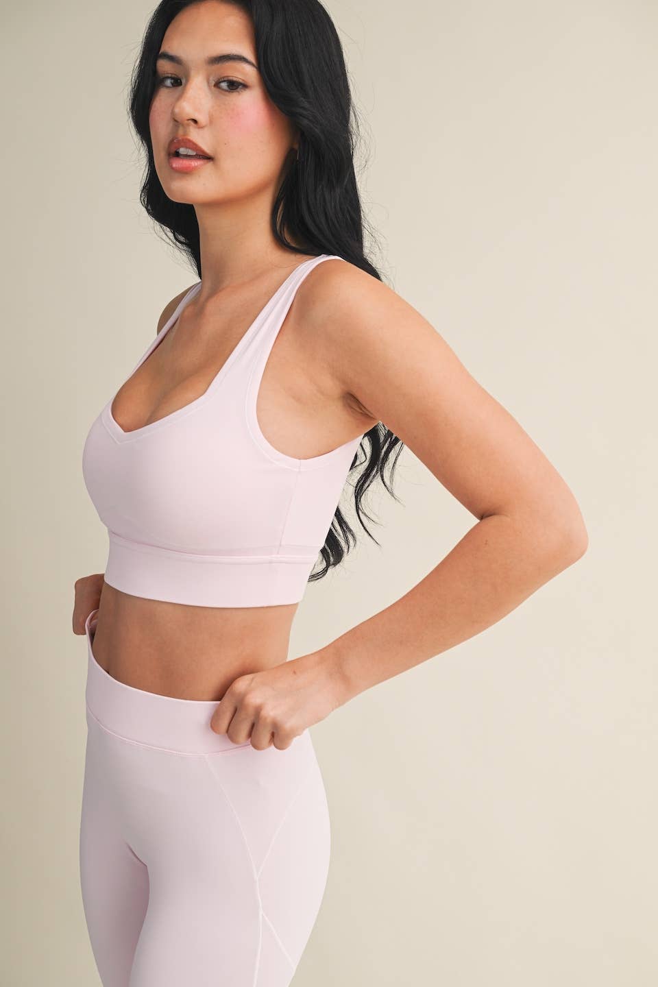 Contrast Thread Sports Bra: Black / S