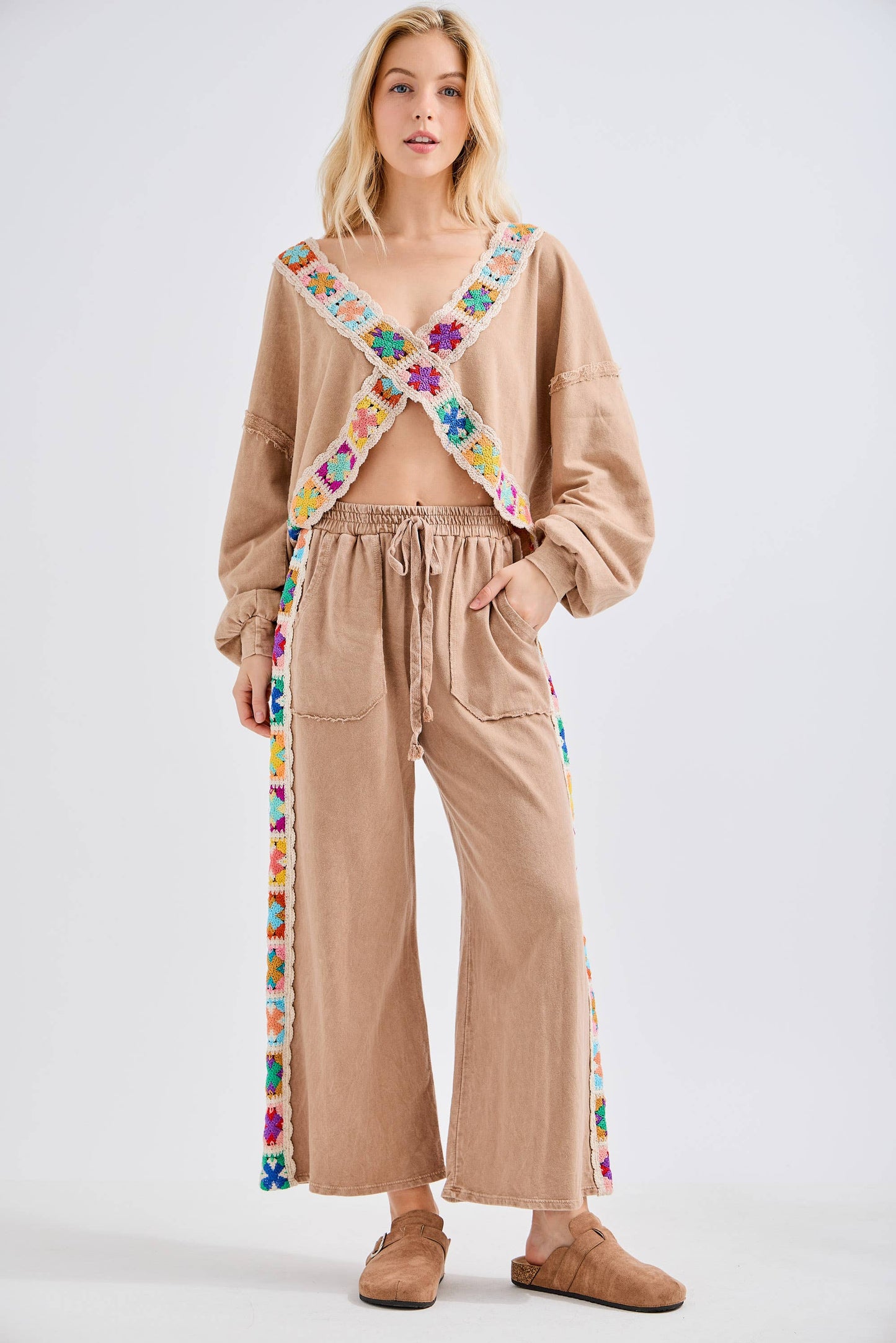 Mineral Washed Real Crochet patch side trim Pants HP6277: Natural / S-M-L / 2-2-2