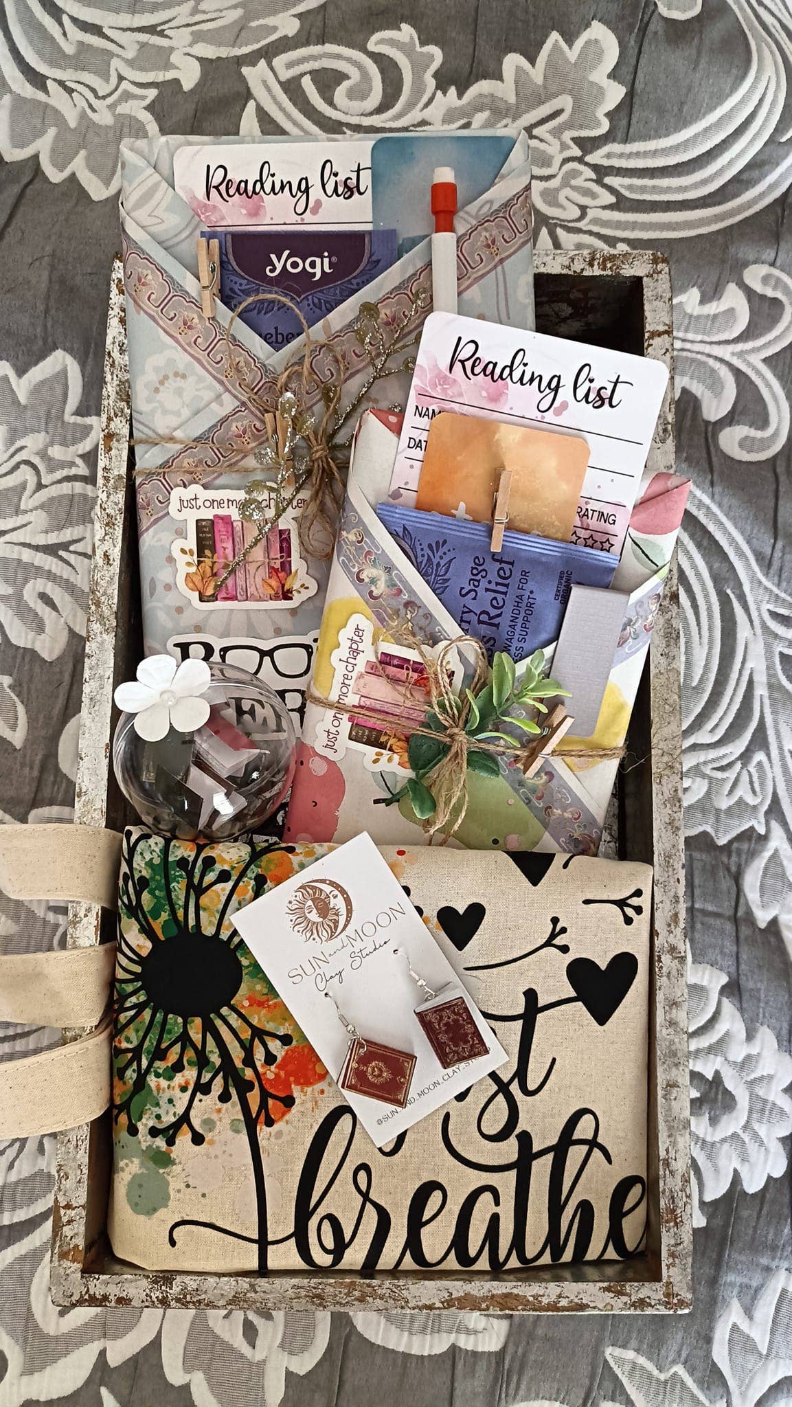 Blind Date with a Book ~ Book Lover ~Trending: Adult Chick Lit/Romance/Rom Com