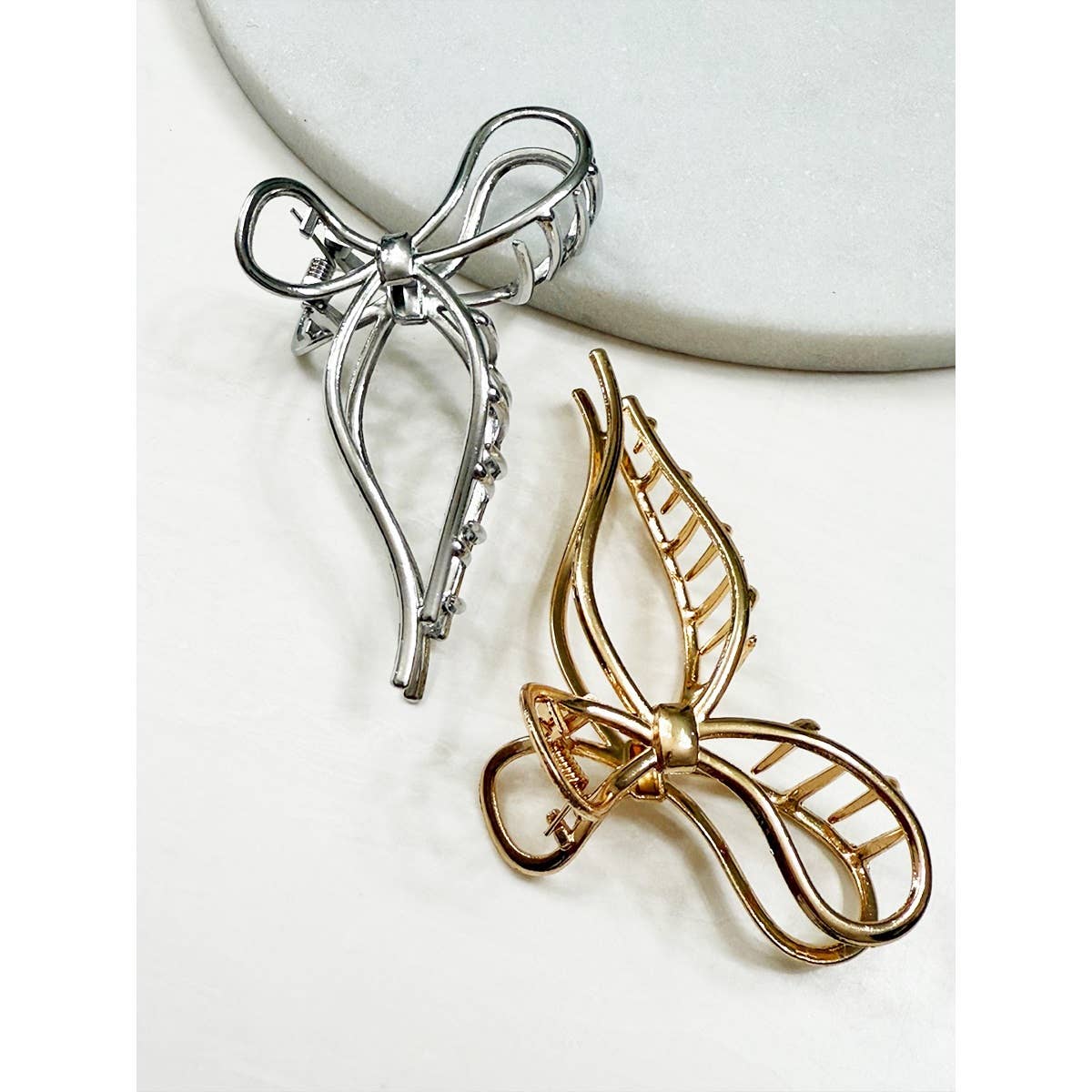 Metal Bow Shape Hair Claw: MIX COLOR / ONE(12)