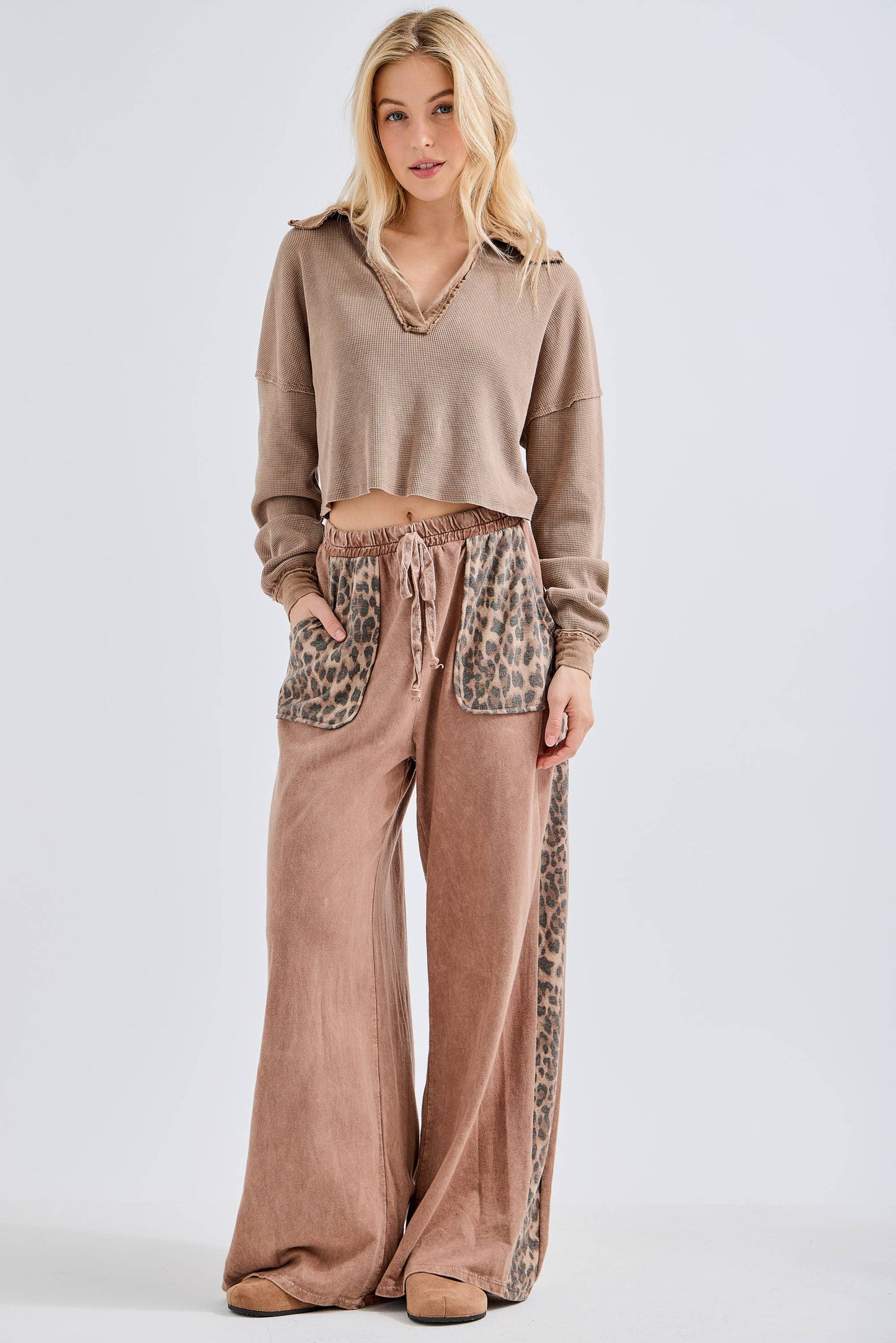 MineralWashed Leopard Print Pocket Side Trim Pants HP6162P1: Ash Oak / S-M-L / 2-2-2