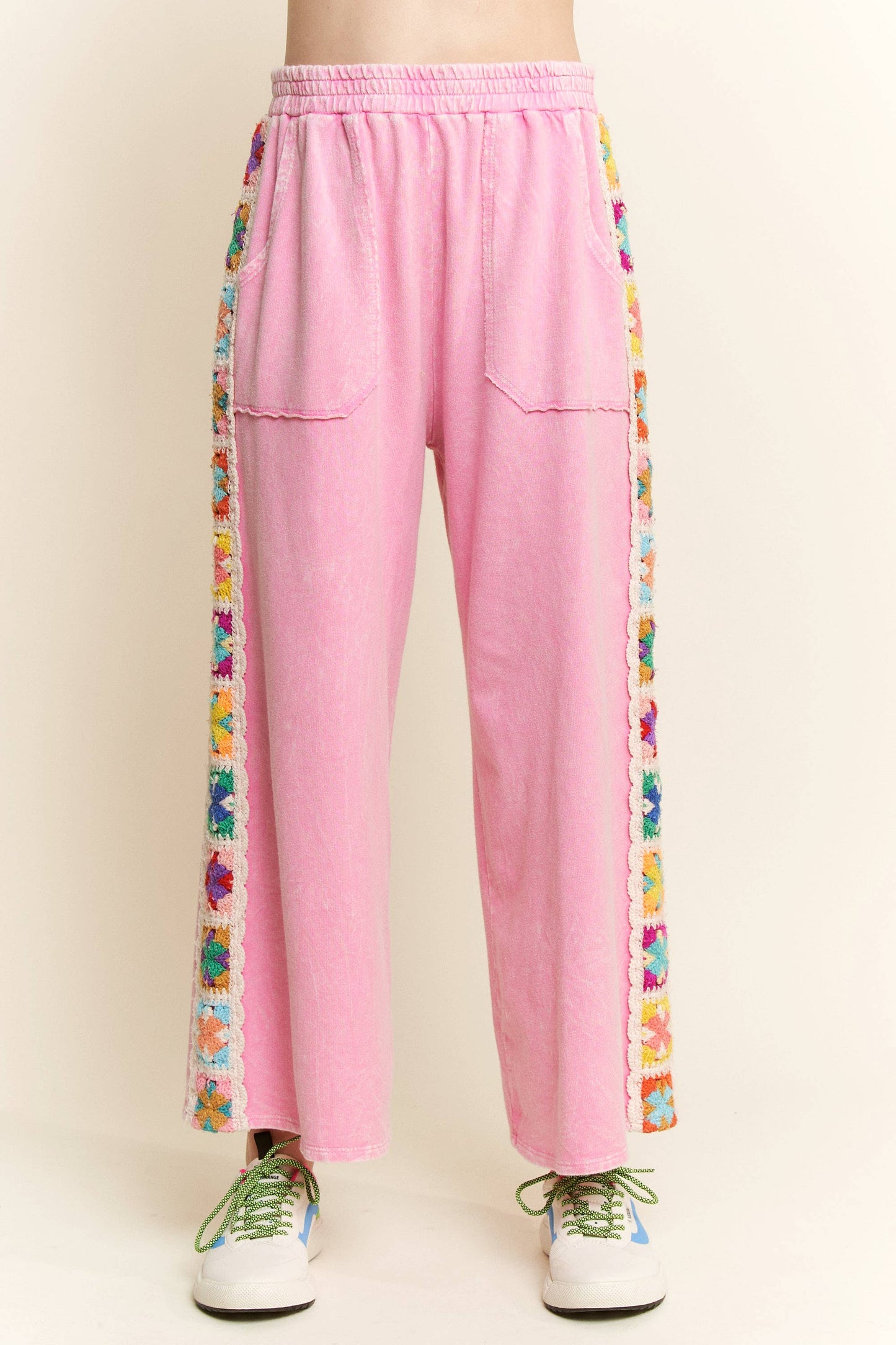 Mineral Washed Real Crochet patch side trim Pants HP6277: Natural / S-M-L / 2-2-2